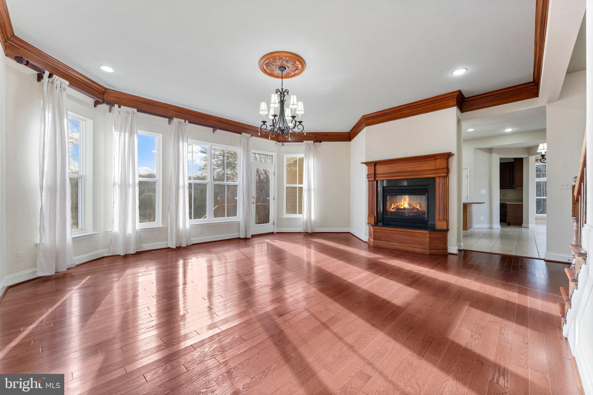 VINT HILL - Residential Lease