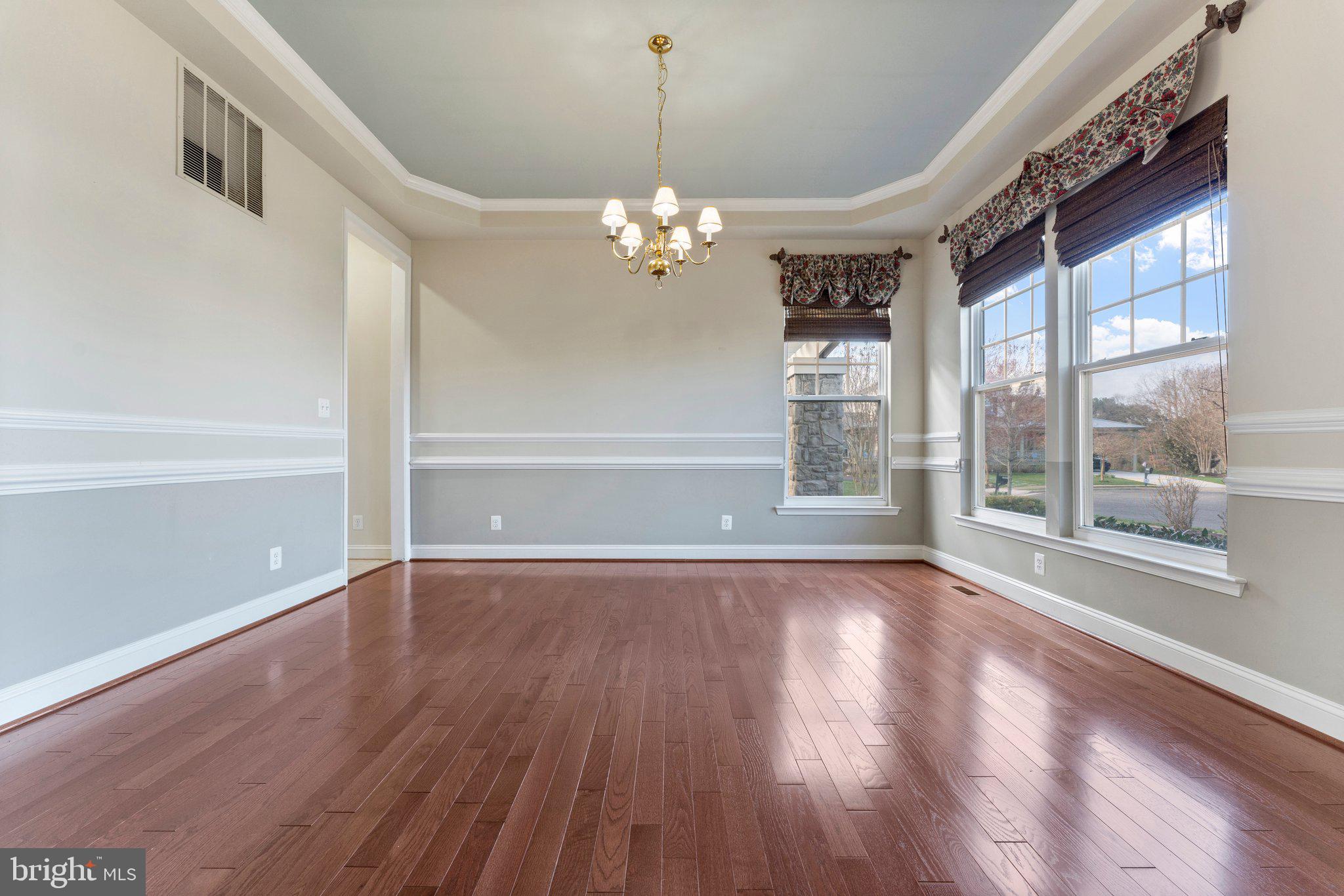 VINT HILL - Residential Lease