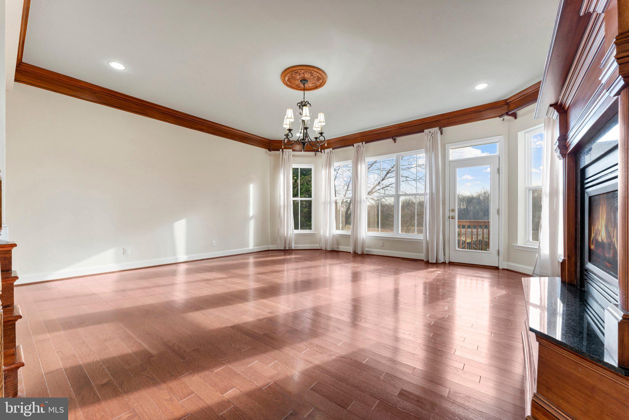 VINT HILL - Residential Lease