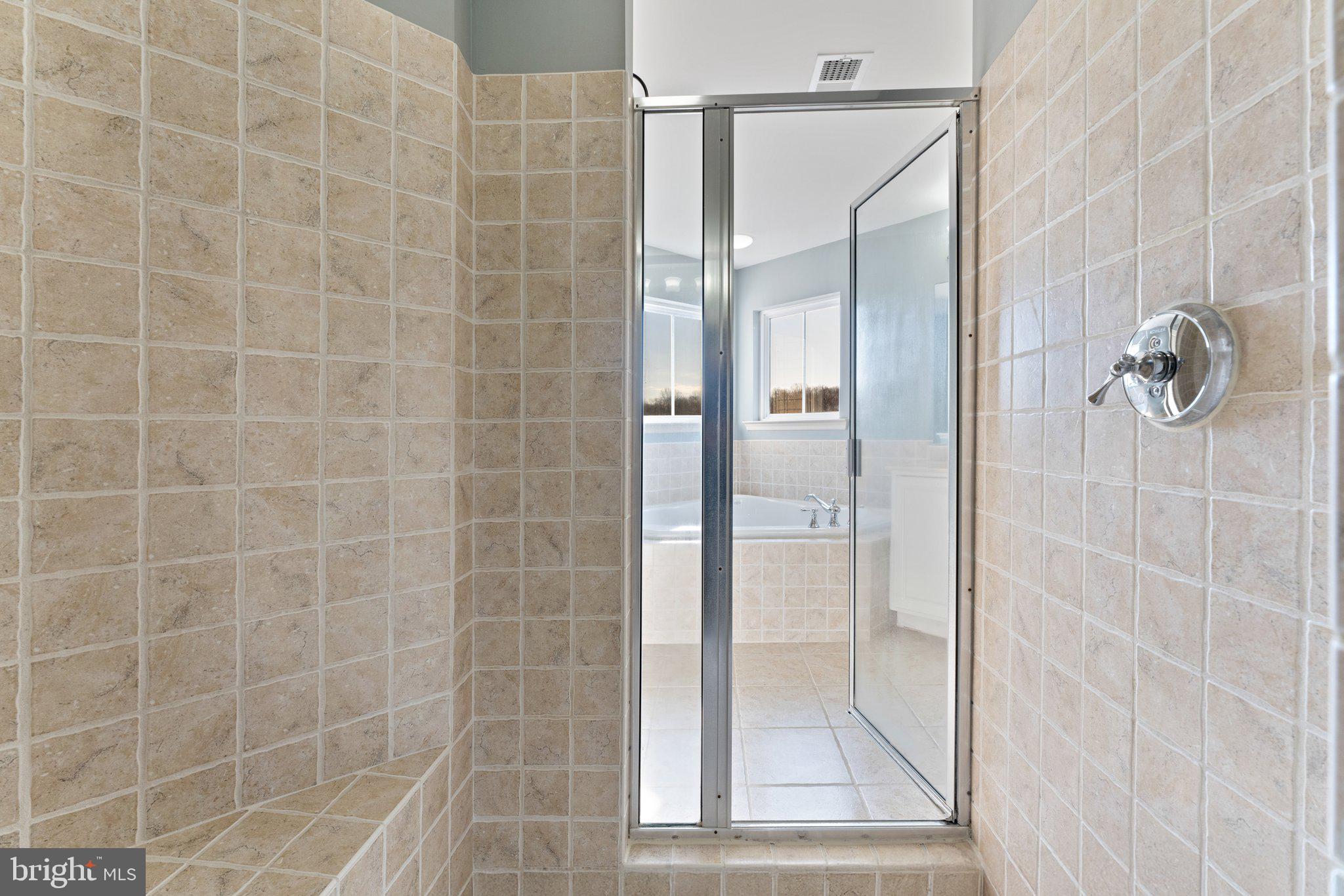 VINT HILL - Residential Lease