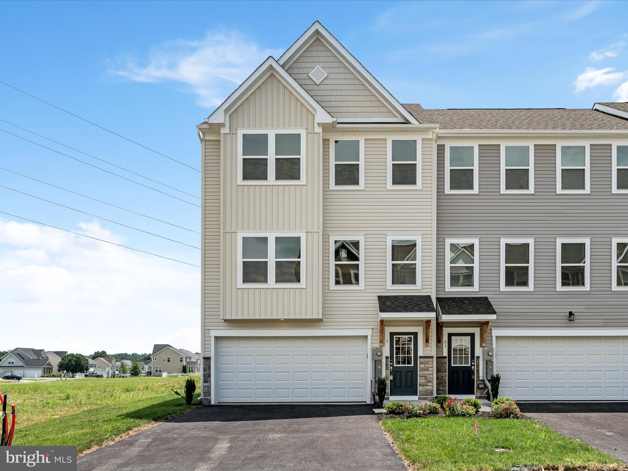 Be the very first to live in this brand-new end-unit townhome in Webber Springs!
With over 2,400 sq ft of finished space across three levels, the Maronda St Patrick model townhomes are the largest in Inwood—and this one is loaded with upgrades and extra perks.
The entry level features a private bedroom and full bath—perfect for guests, a home office, or a quiet getaway.
On the main level, the open floor plan shines with durable LVP flooring, a gourmet eat-in kitchen (complete with quartz countertops, stainless steel appliances, large island, and double door pantry), a Trex deck, a bright family room, and a powder room—making this floor ideal for hosting friends or relaxing after a long day. Even better? This home backs to open common space that will never be developed, giving you more privacy and peaceful views.
Upstairs, you'll find three cozy bedrooms with soft carpet, including a primary suite with a rain showerhead and walk-in closet. The laundry room with washer/dryer hookups and generous storage complete the upper level.
All this, just minutes from grocery stores, restaurants, and I-81! Making this home as convenient as it is beautiful.
3x rent in monthly income, clean credit and no pets required to rent.