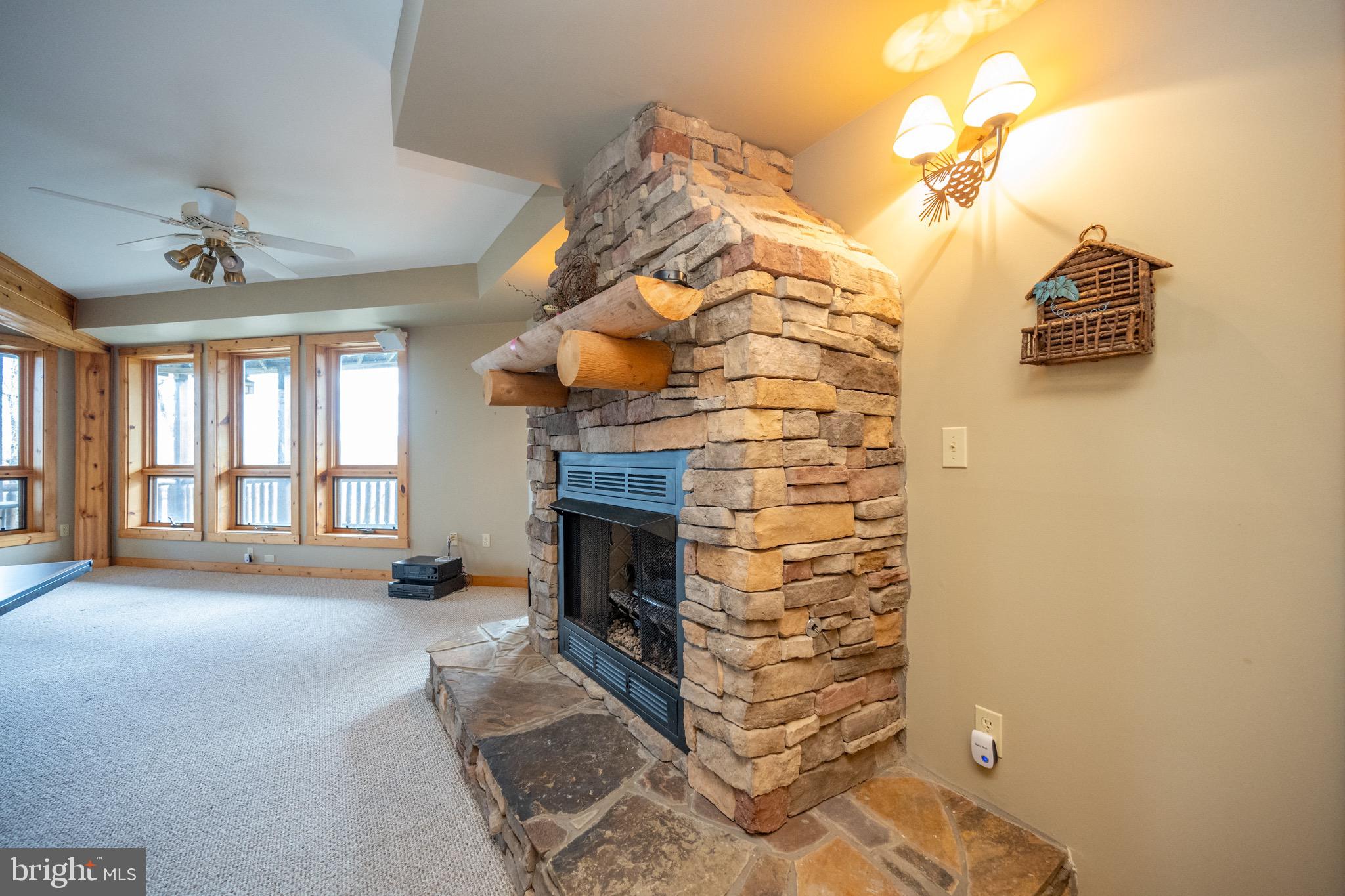 PARADISE ESTATES - Residential