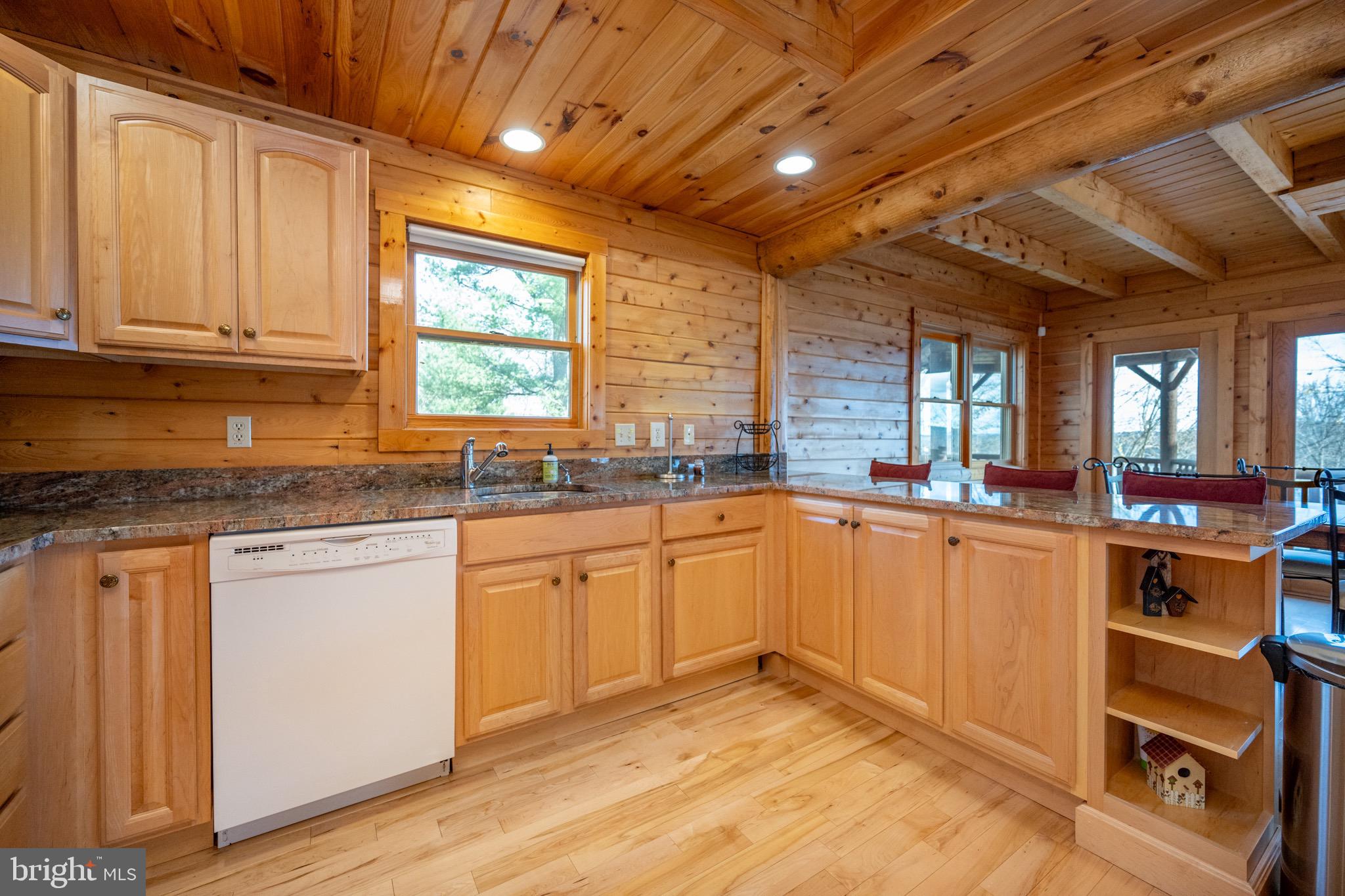 PARADISE ESTATES - Residential