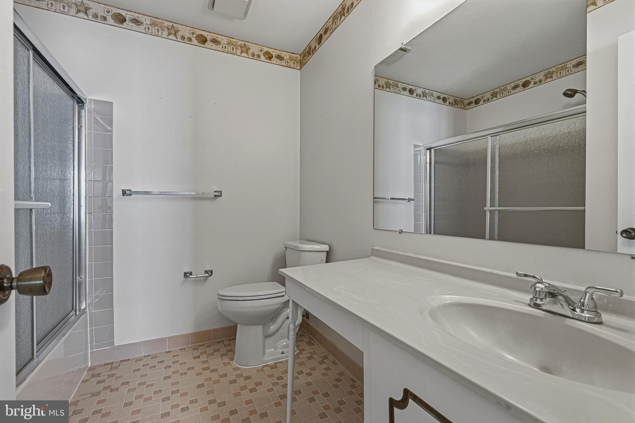 LONGWOOD KNOLLS - Residential