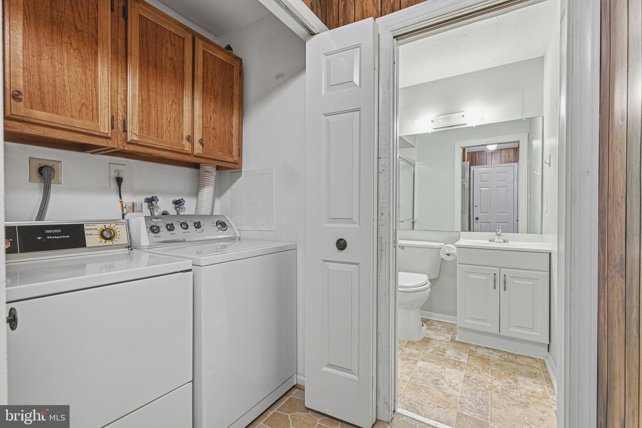 LONGWOOD KNOLLS - Residential