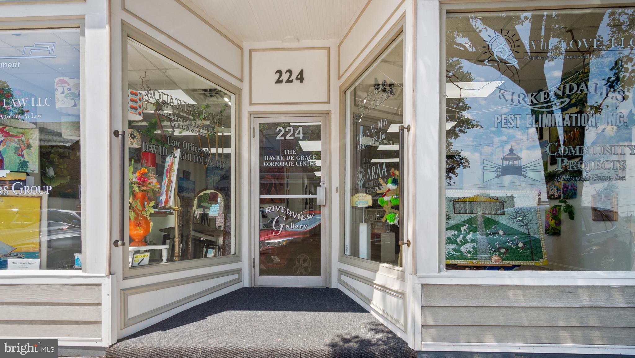 224 N WASHINGTON STREET