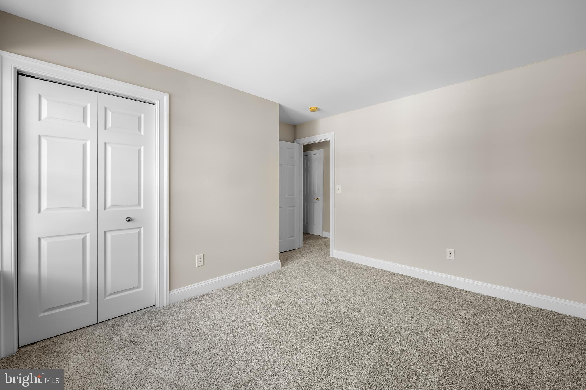 VILLAS AT SEVERNA PARK - Residential