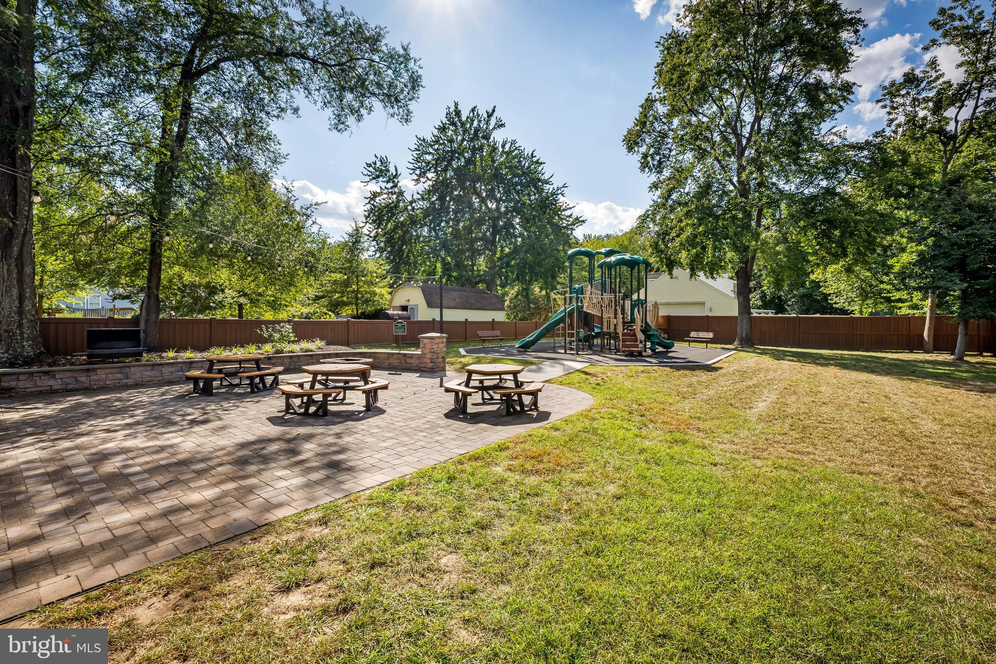 VILLAS AT SEVERNA PARK - Residential