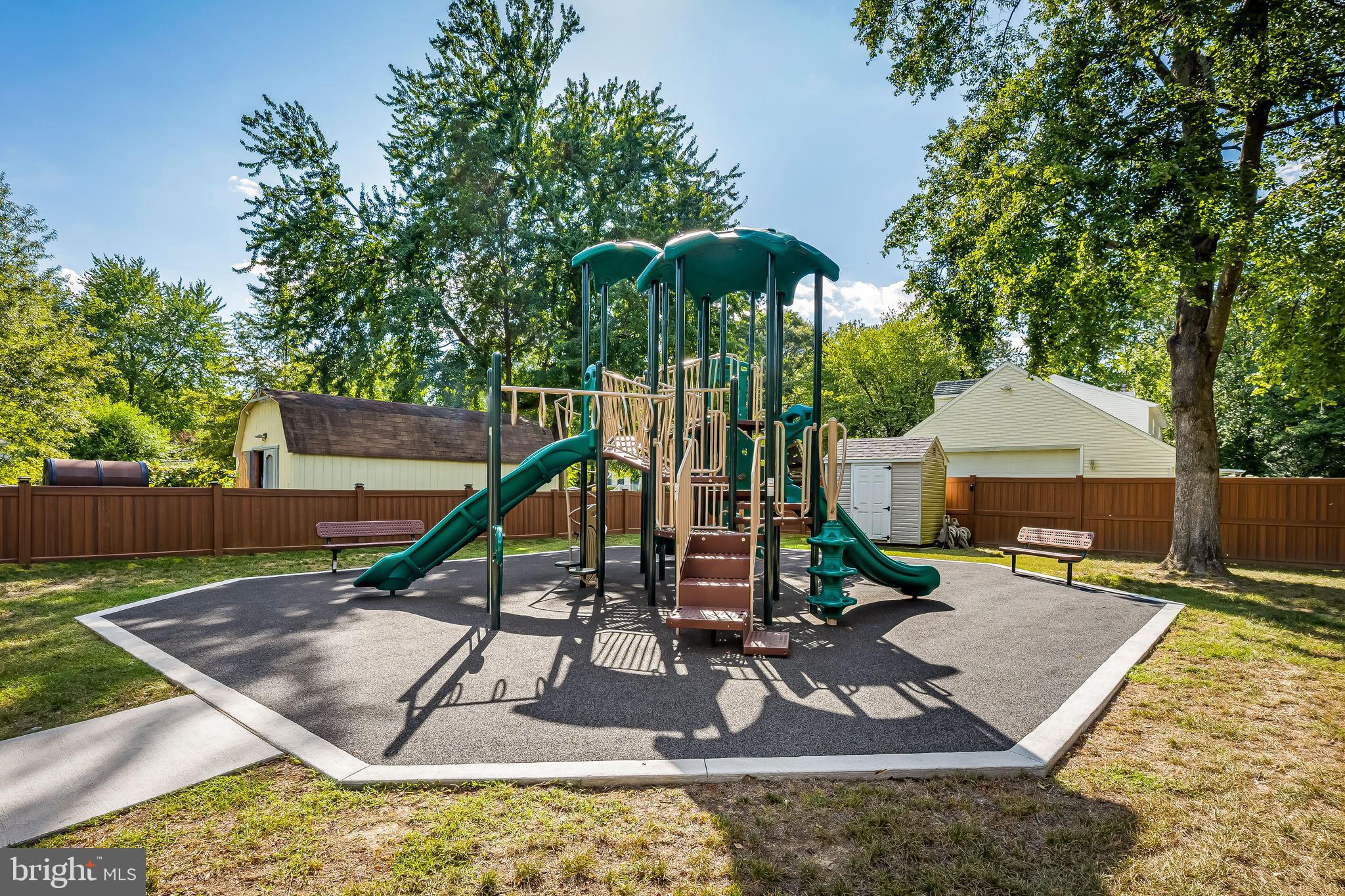 VILLAS AT SEVERNA PARK - Residential