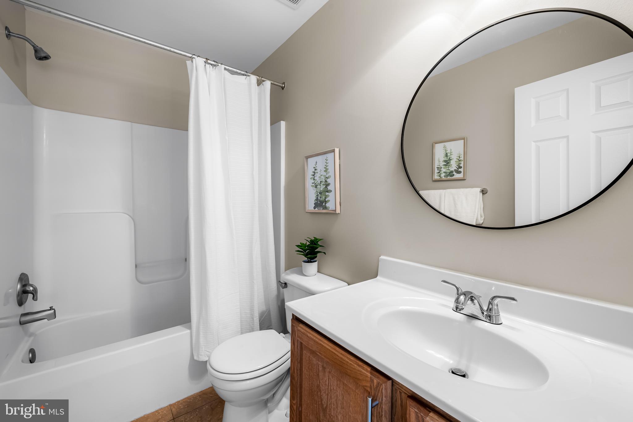 VILLAS AT SEVERNA PARK - Residential