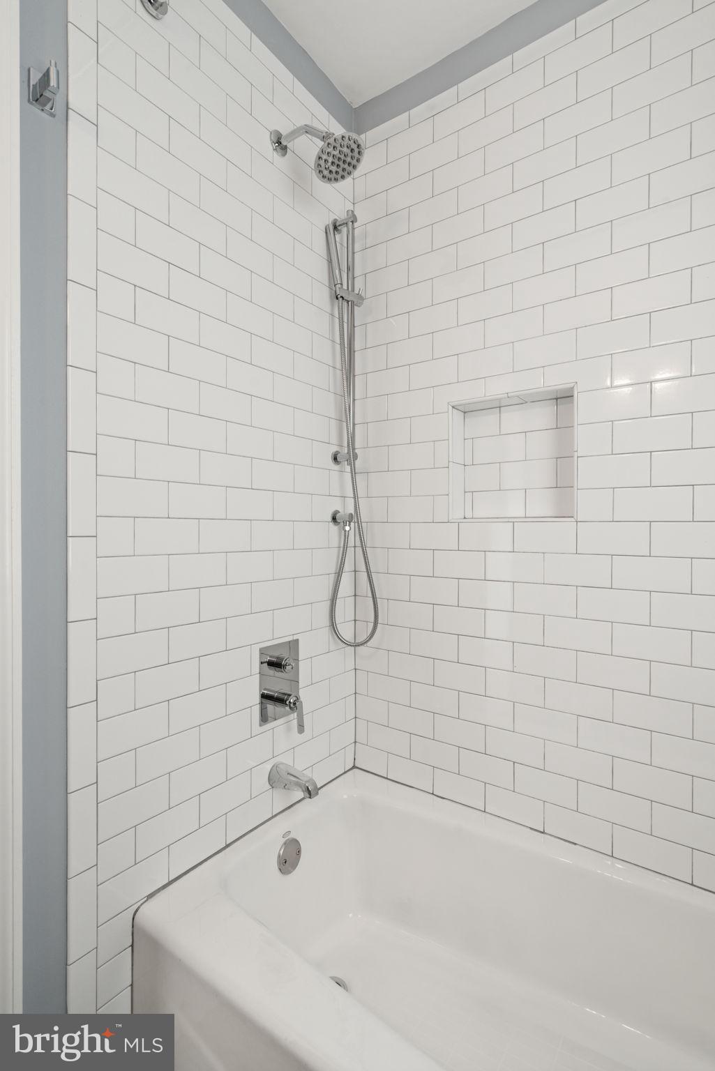 YATES GARDENS - Residential