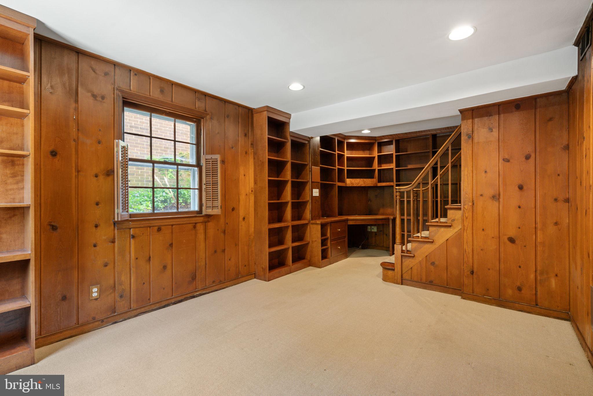 YATES GARDENS - Residential