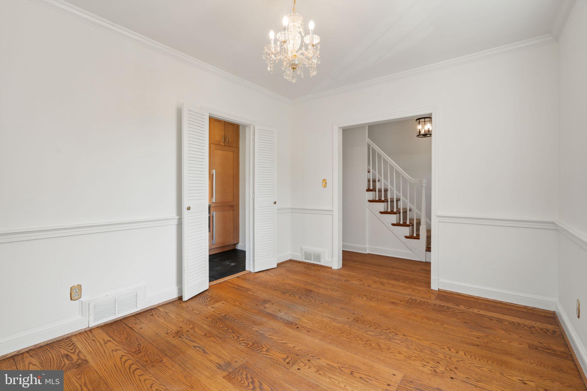 YATES GARDENS - Residential