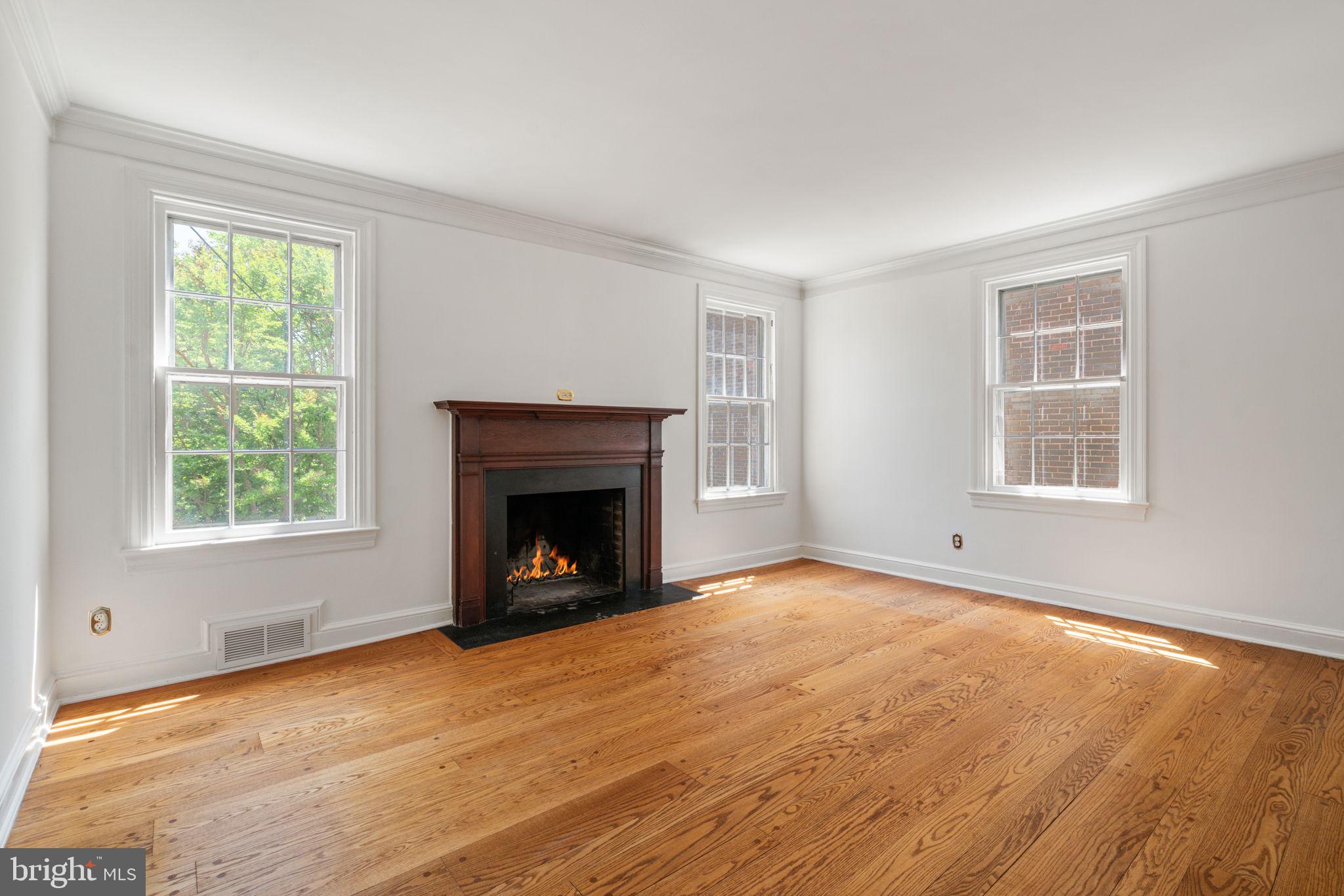 YATES GARDENS - Residential