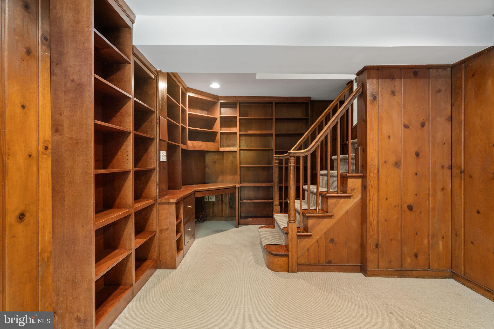 YATES GARDENS - Residential