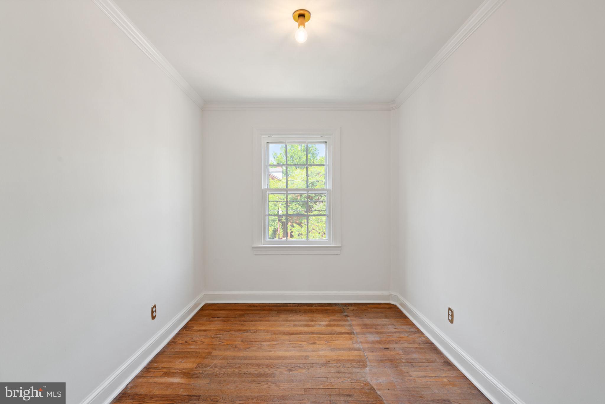 YATES GARDENS - Residential