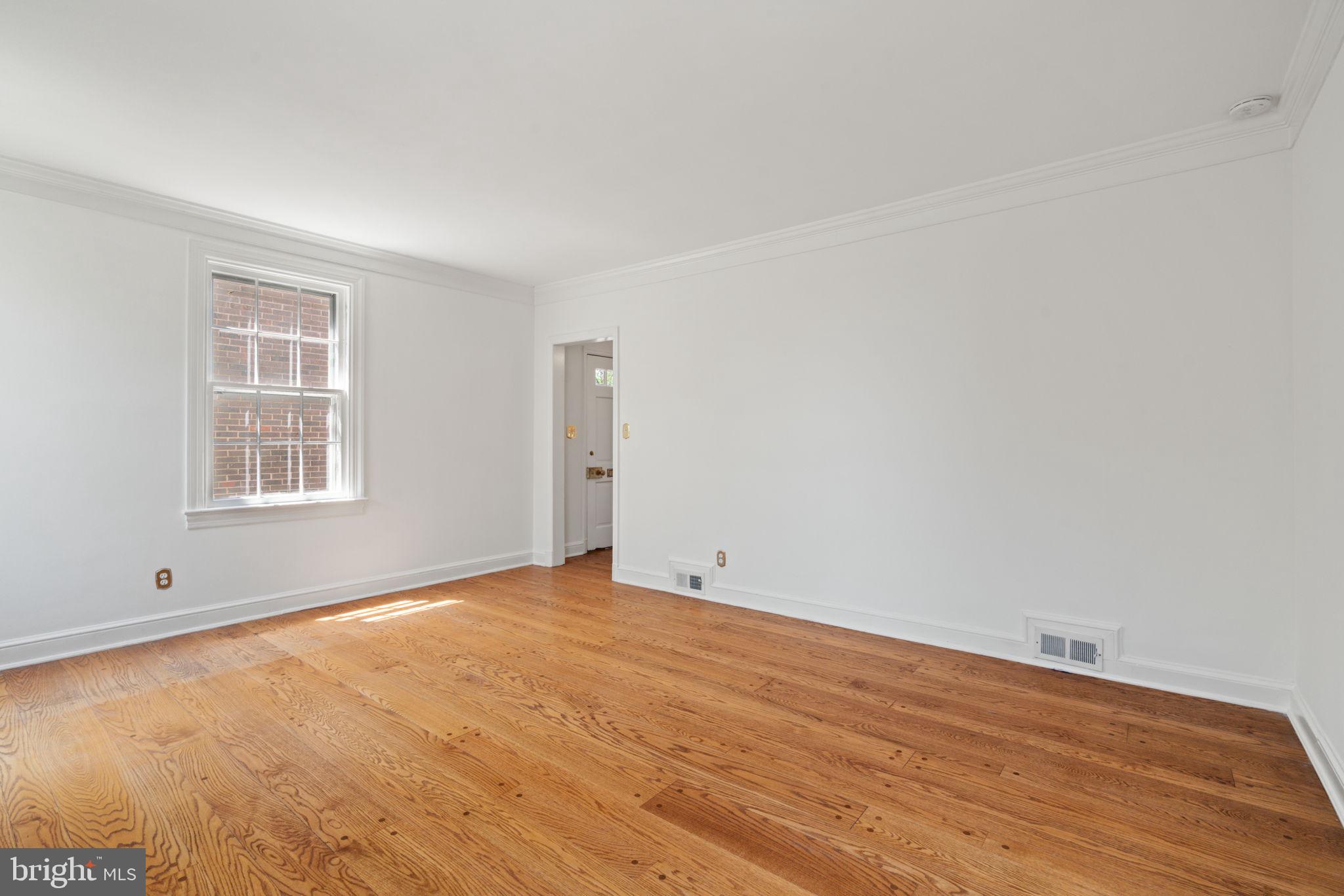 YATES GARDENS - Residential