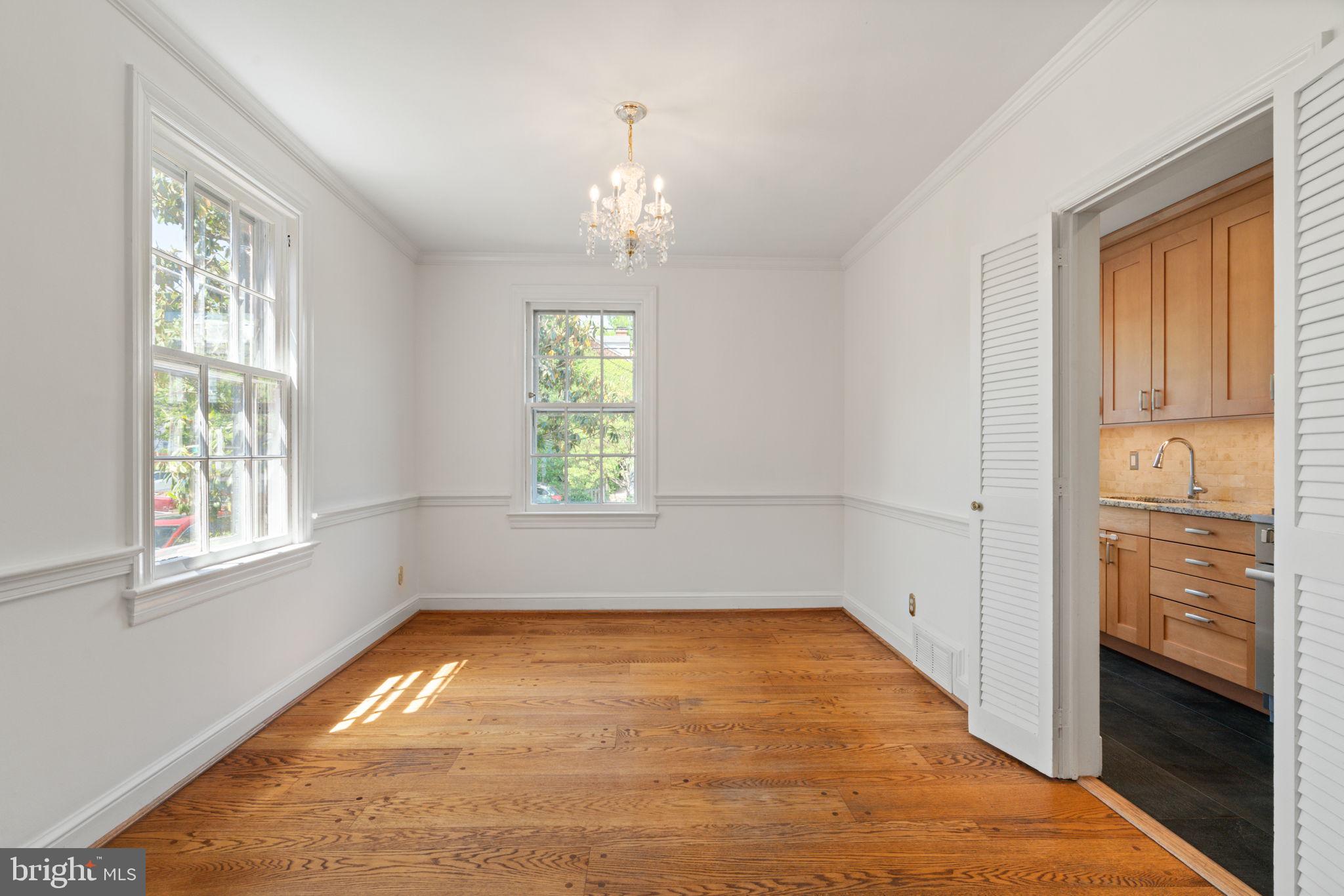 YATES GARDENS - Residential