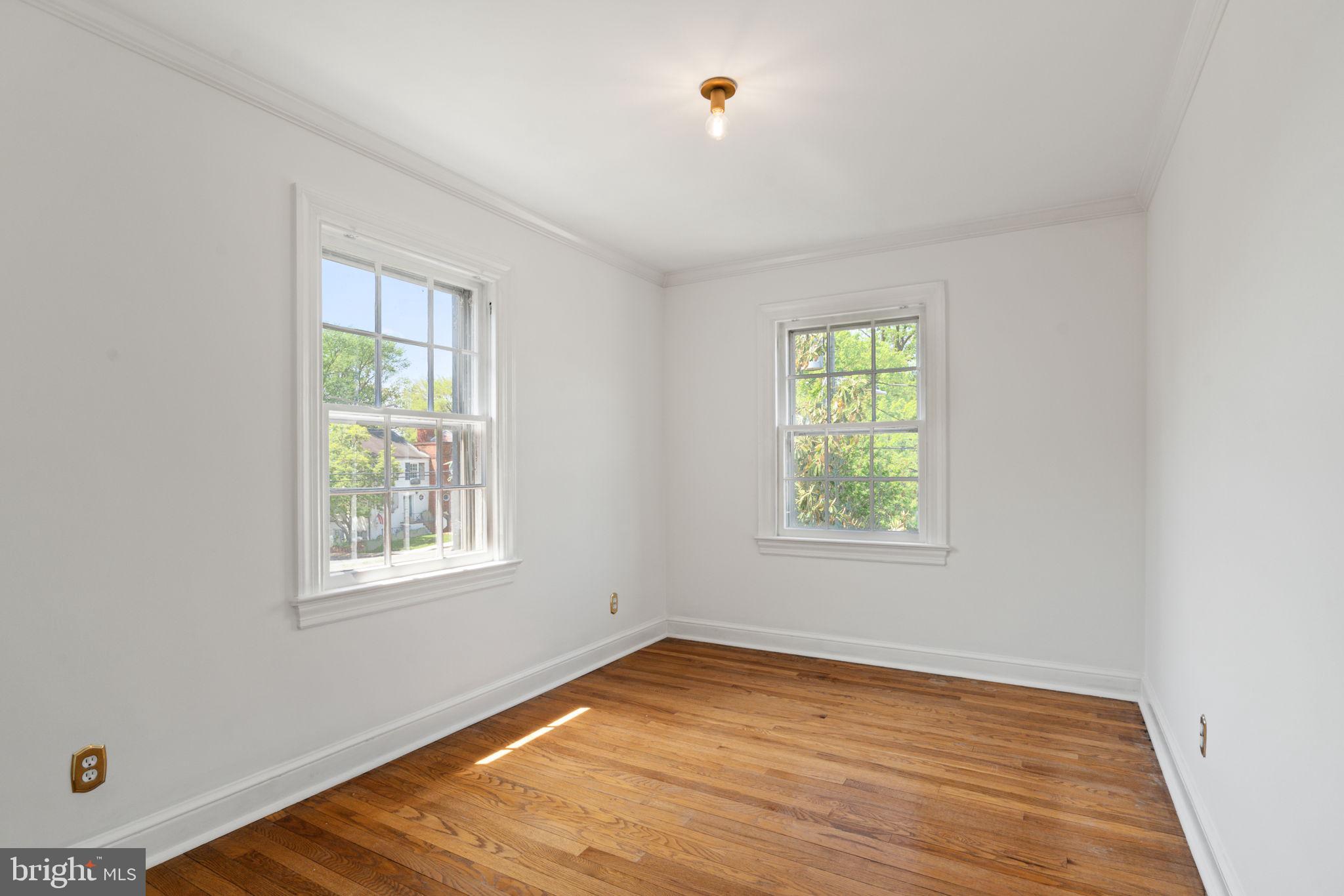 YATES GARDENS - Residential