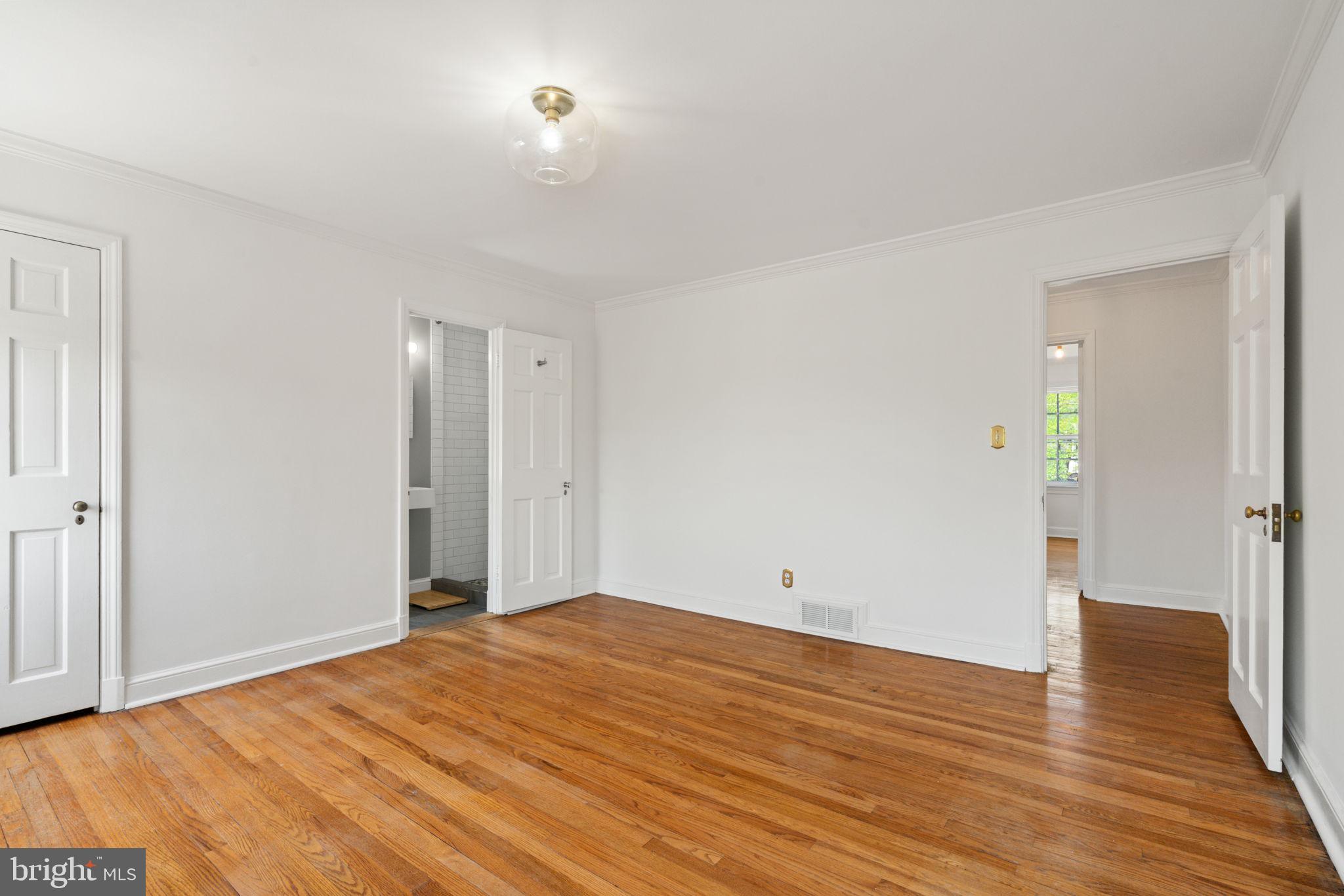 YATES GARDENS - Residential