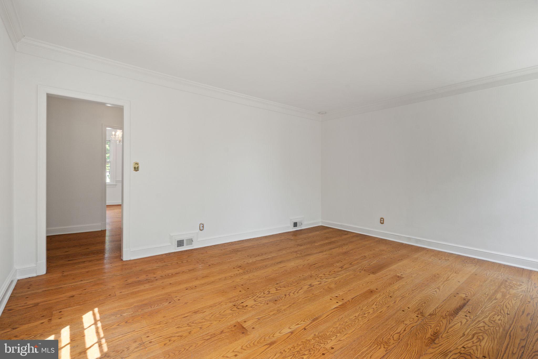 YATES GARDENS - Residential