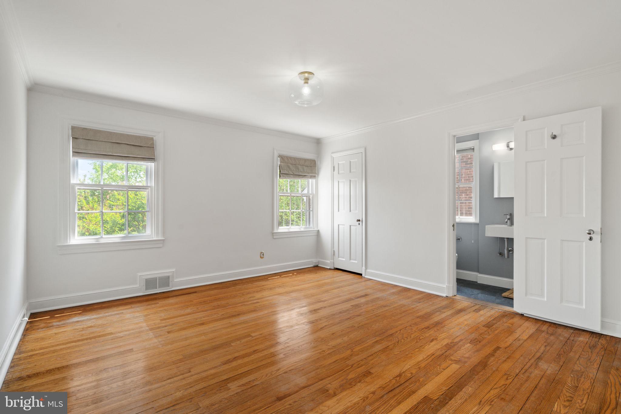 YATES GARDENS - Residential