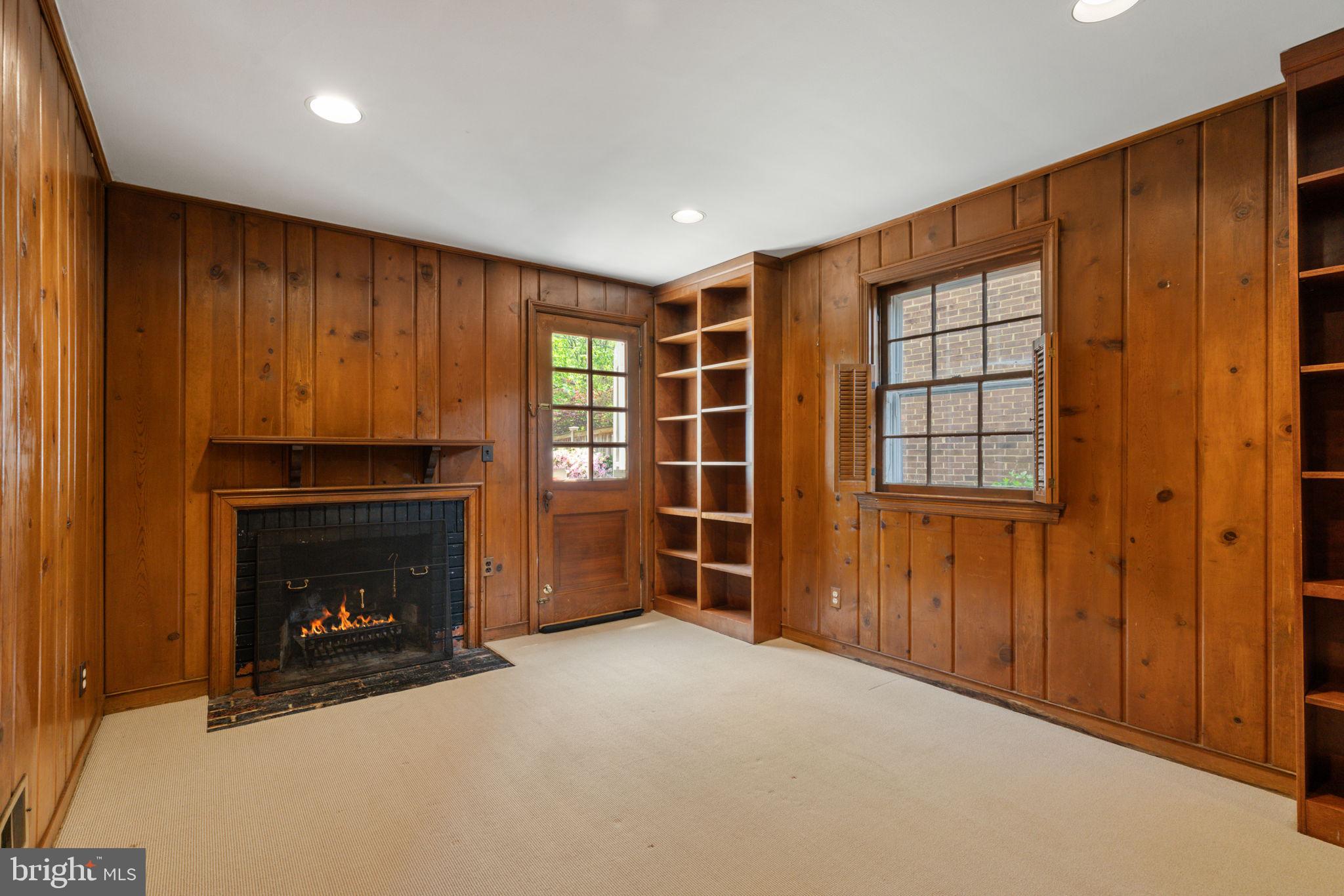 YATES GARDENS - Residential