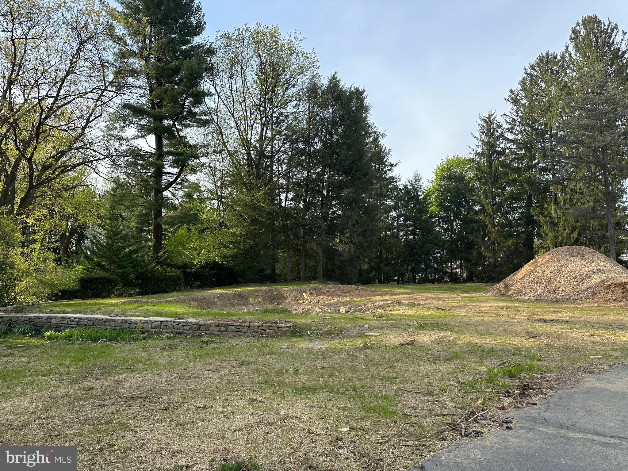 SCHOOL LANE HILLS - Land