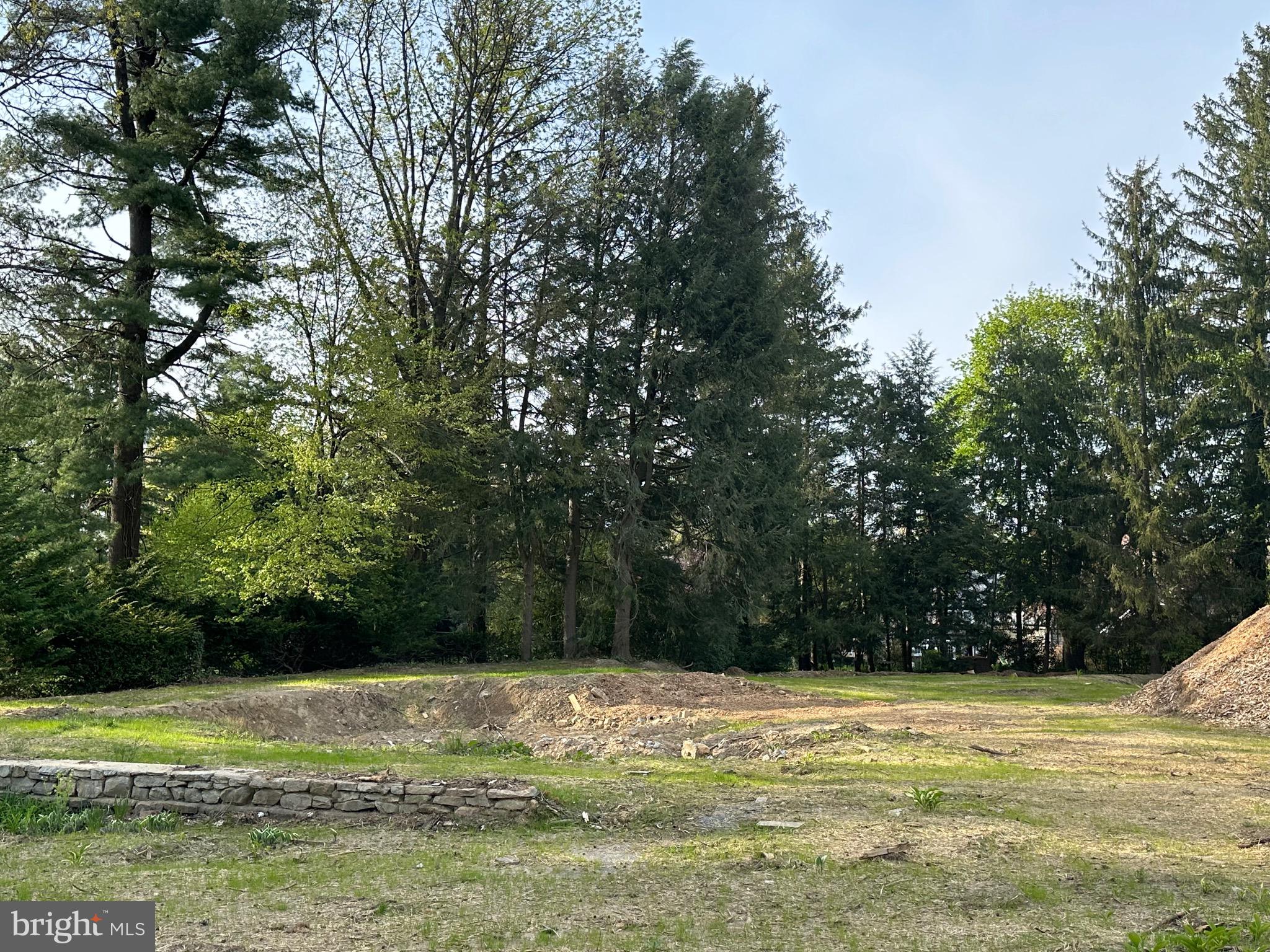 SCHOOL LANE HILLS - Land