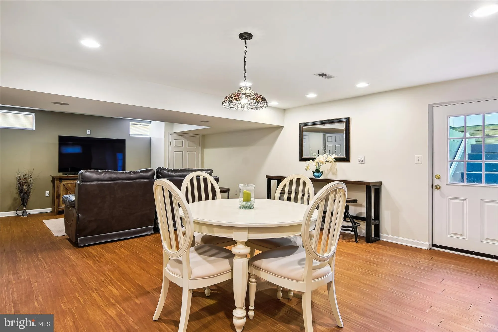 Severna Park, Maryland 21146, United States, 3 Bedrooms Bedrooms, ,4 BathroomsBathrooms,Residential,Active,155515