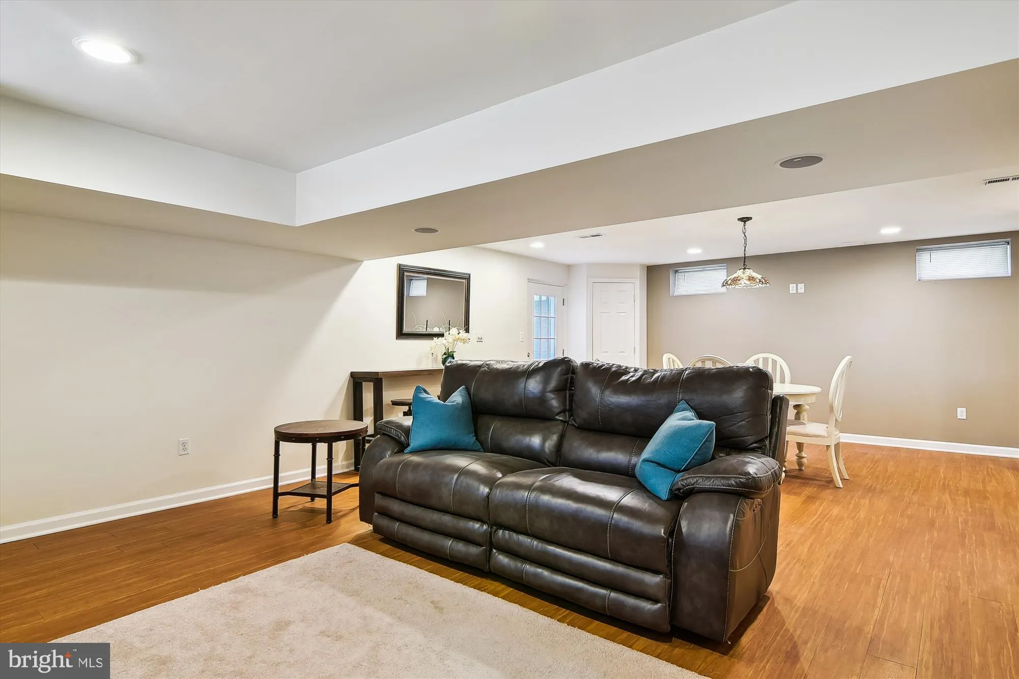 Severna Park, Maryland 21146, United States, 3 Bedrooms Bedrooms, ,4 BathroomsBathrooms,Residential,Active,155515