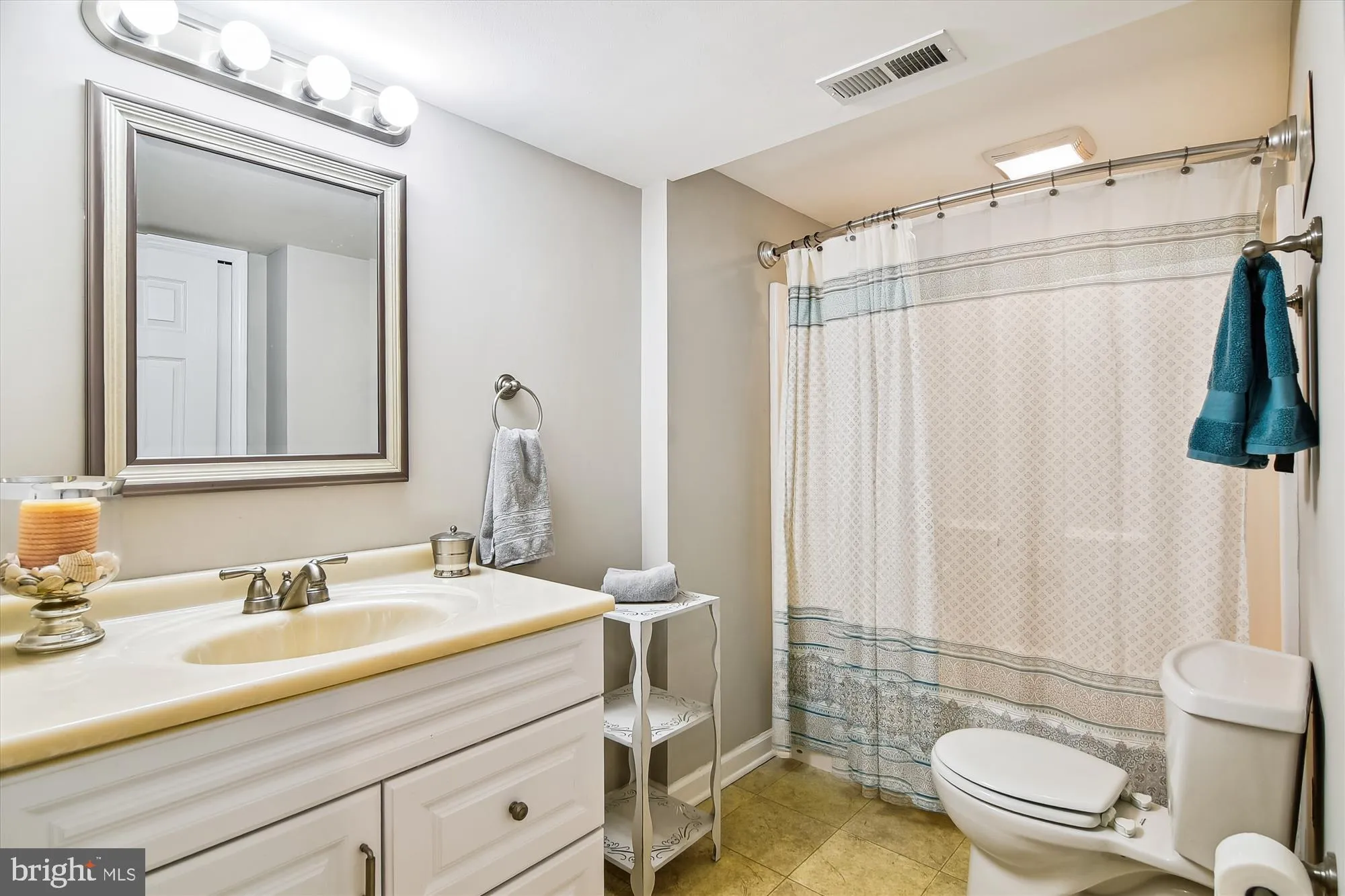 Severna Park, Maryland 21146, United States, 3 Bedrooms Bedrooms, ,4 BathroomsBathrooms,Residential,Active,155515