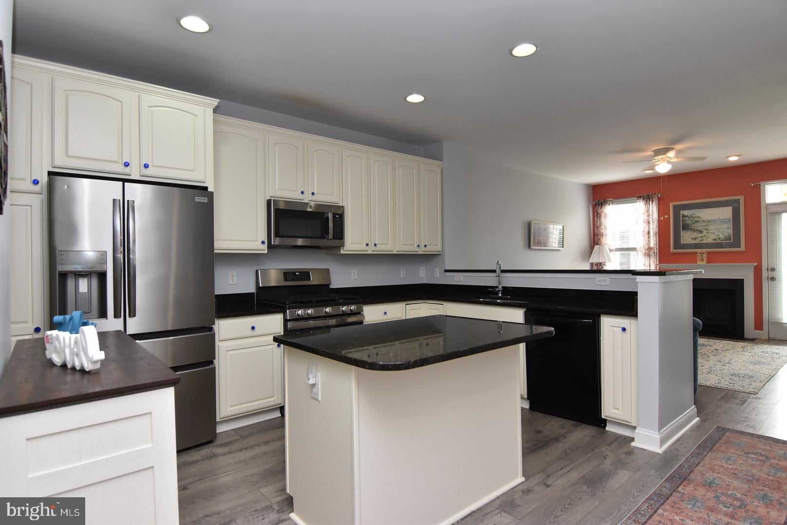 10093 IRON POINTE DRIVE EXTENSION
