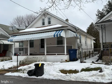 35 S Park Avenue, Coatesville, PA 19320 - MLS#: PACT2117738