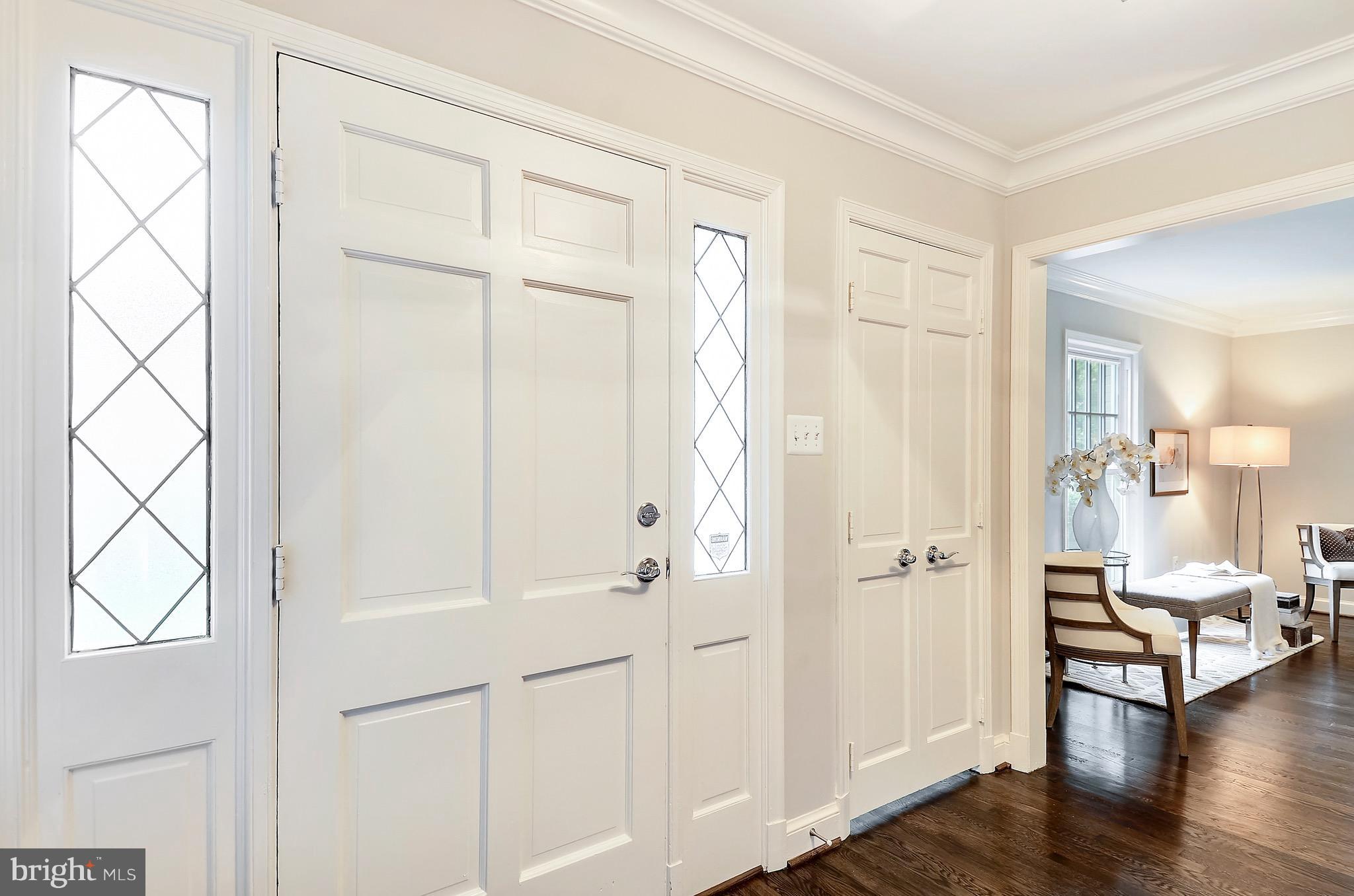 BRADLEY MANOR - Residential