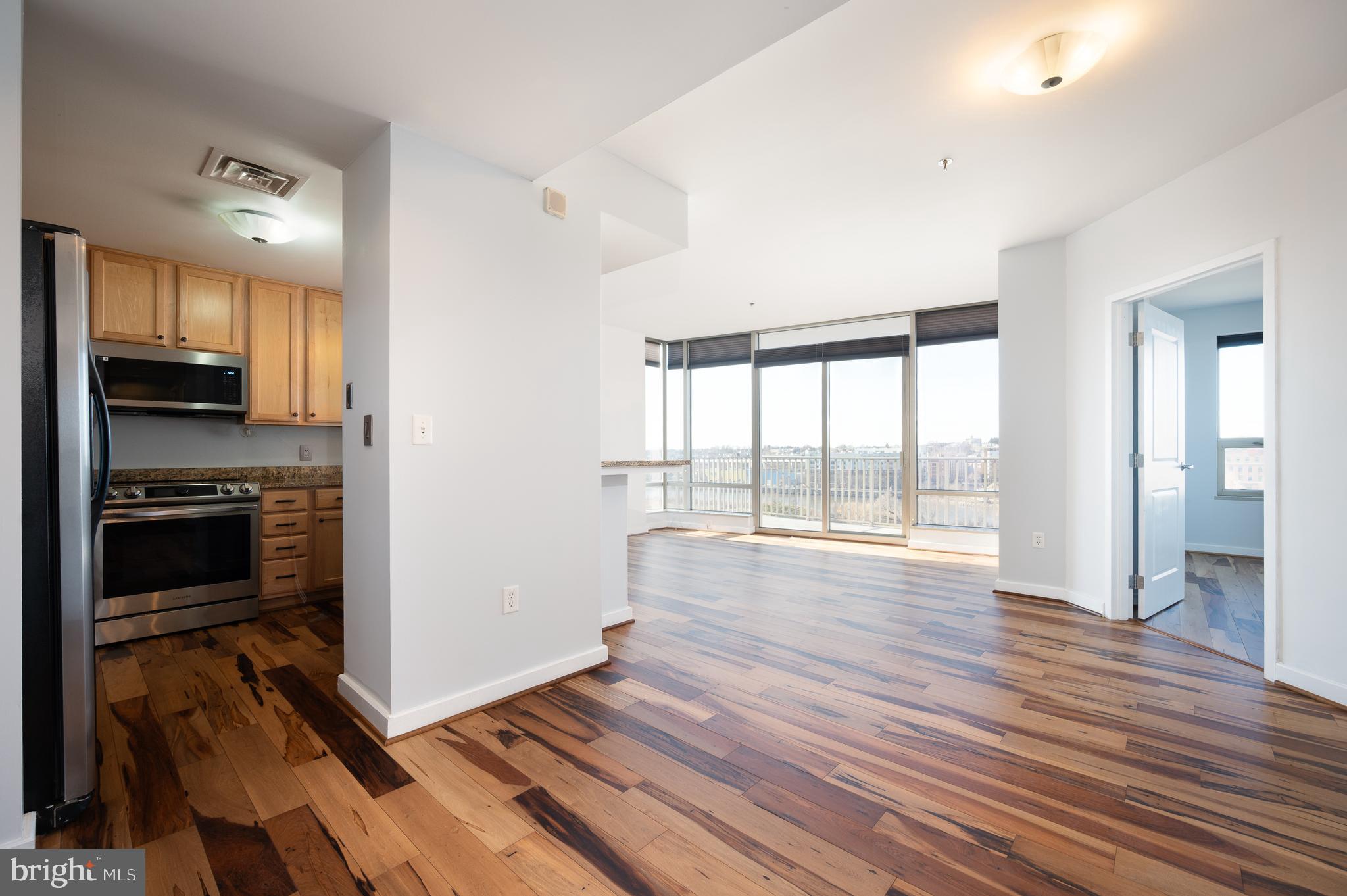 105 CHRISTINA LANDING DRIVE UNIT 806