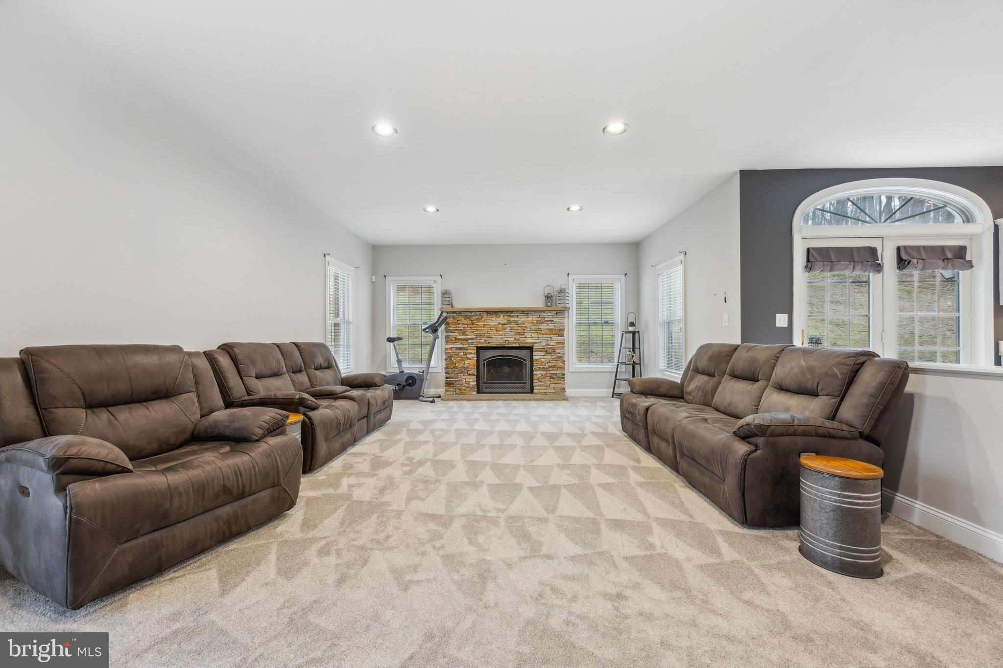 GLEN ARM - Residential