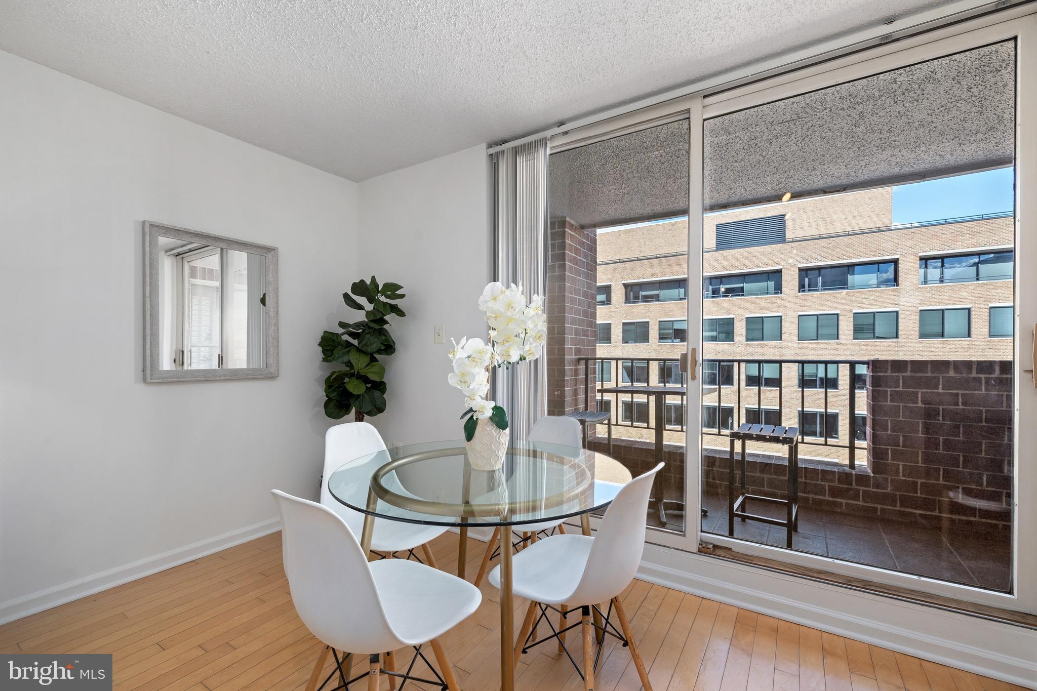 WEST END - Residential