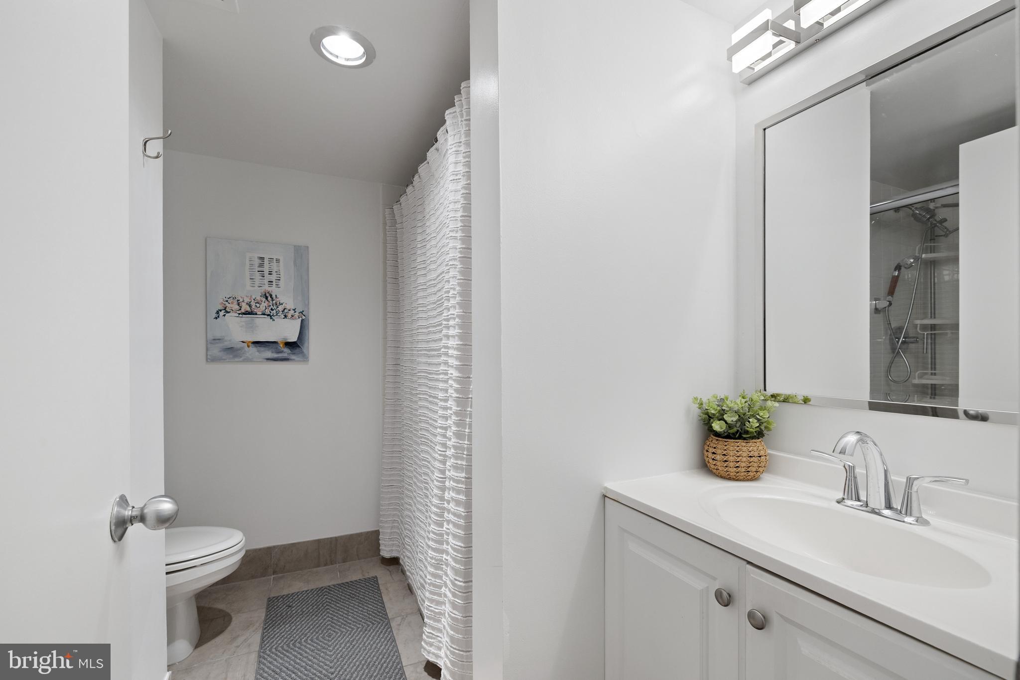 WEST END - Residential