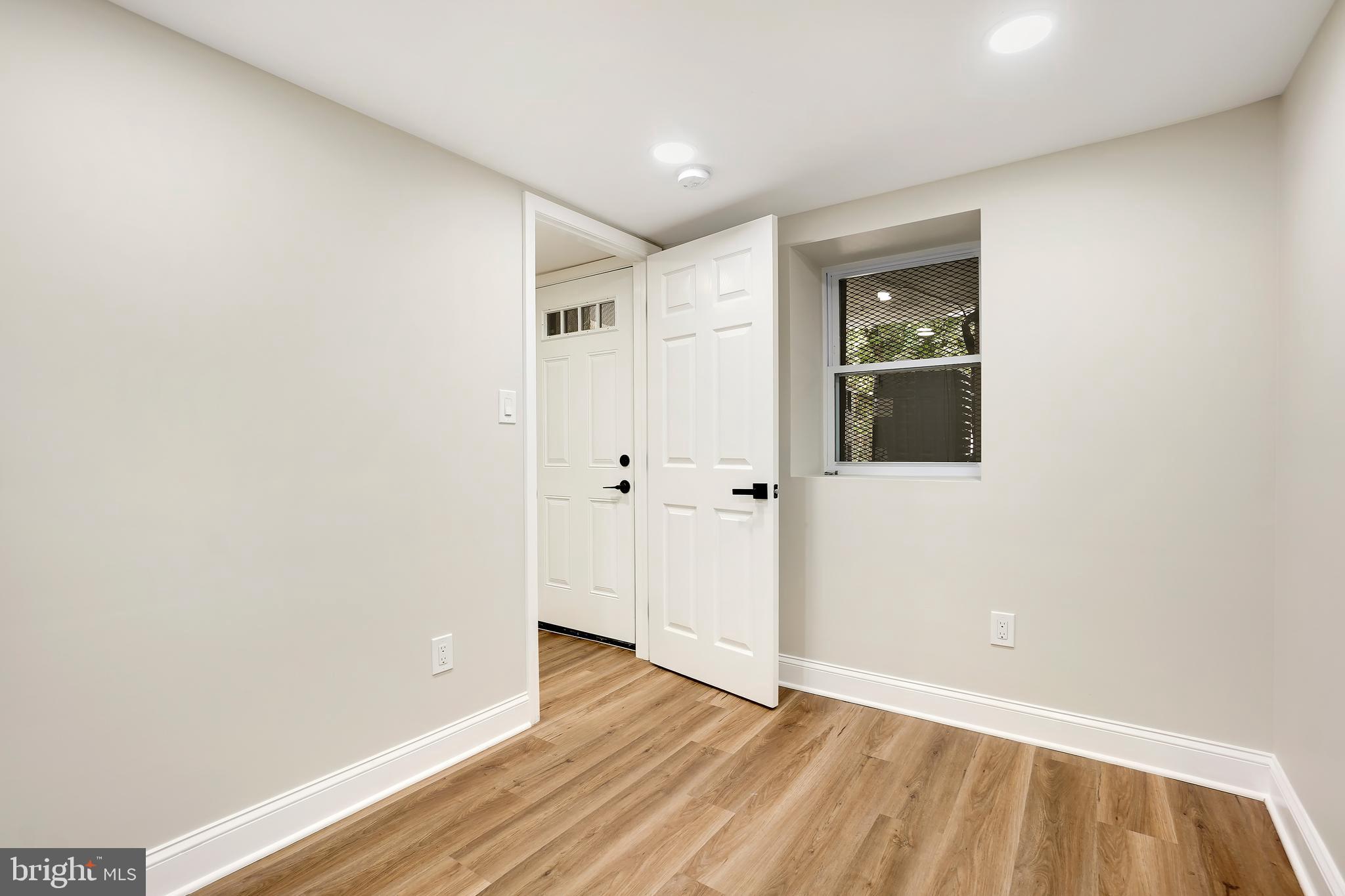 IRVINGTON - Residential