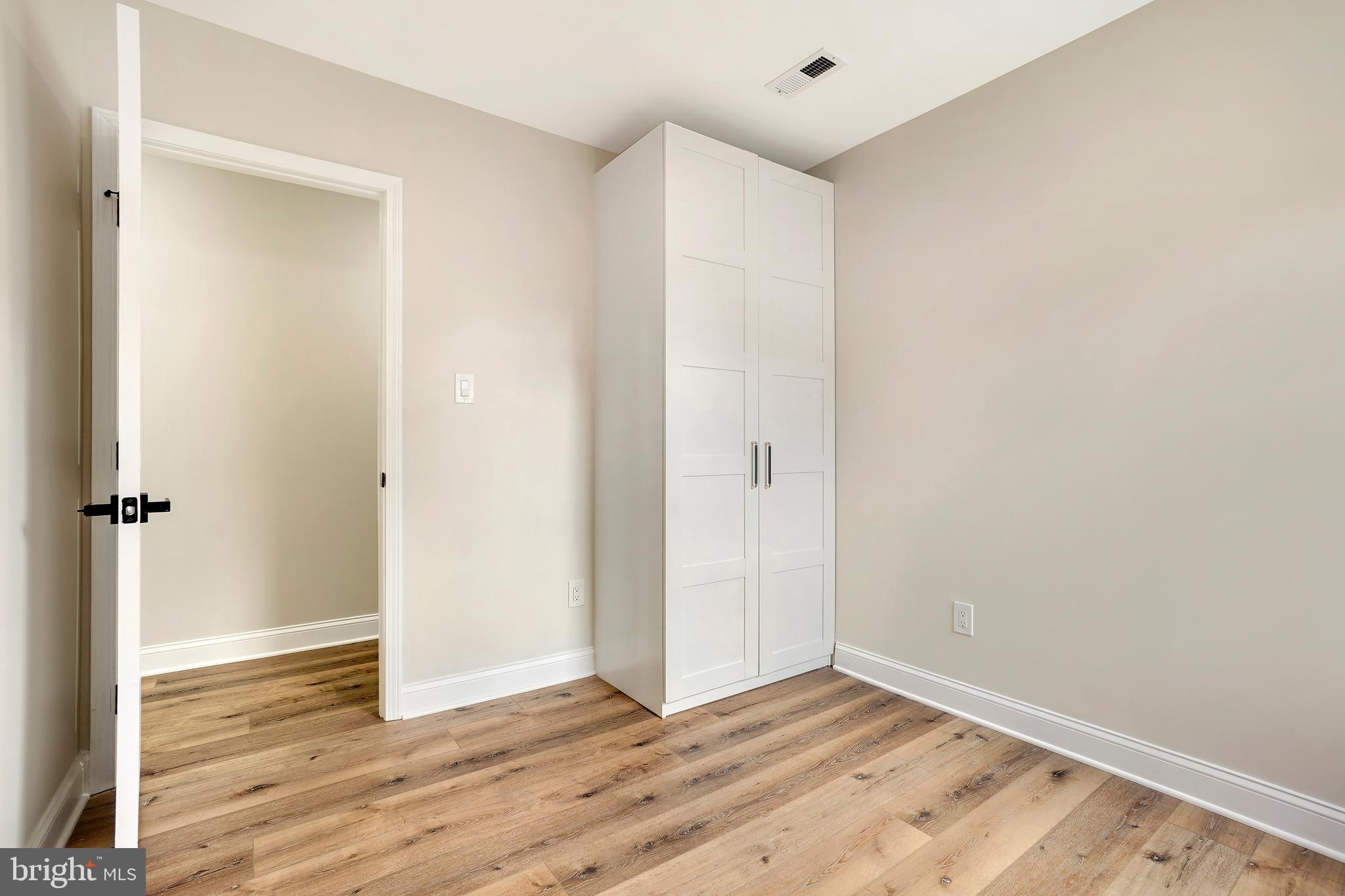 IRVINGTON - Residential