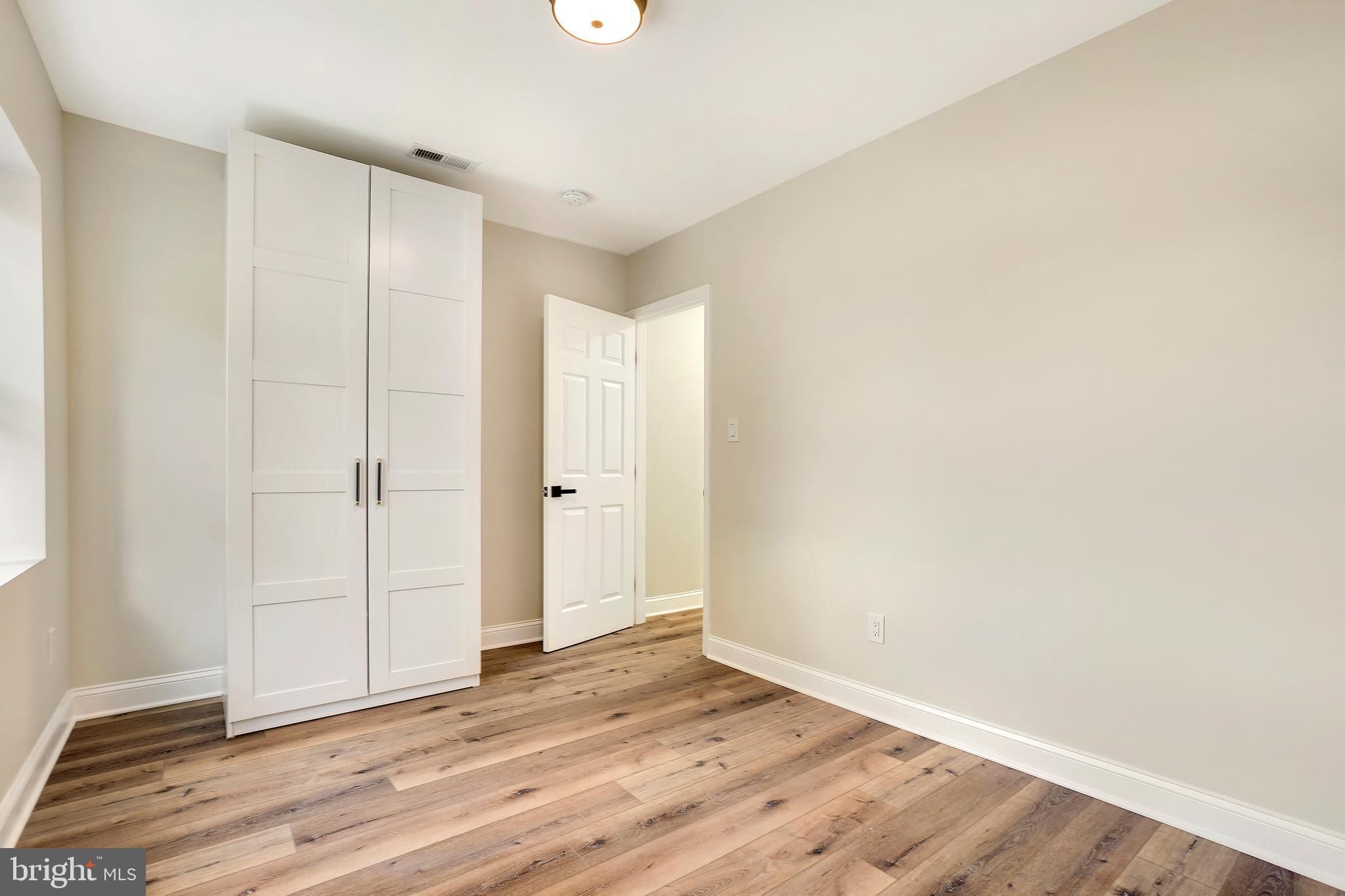 IRVINGTON - Residential