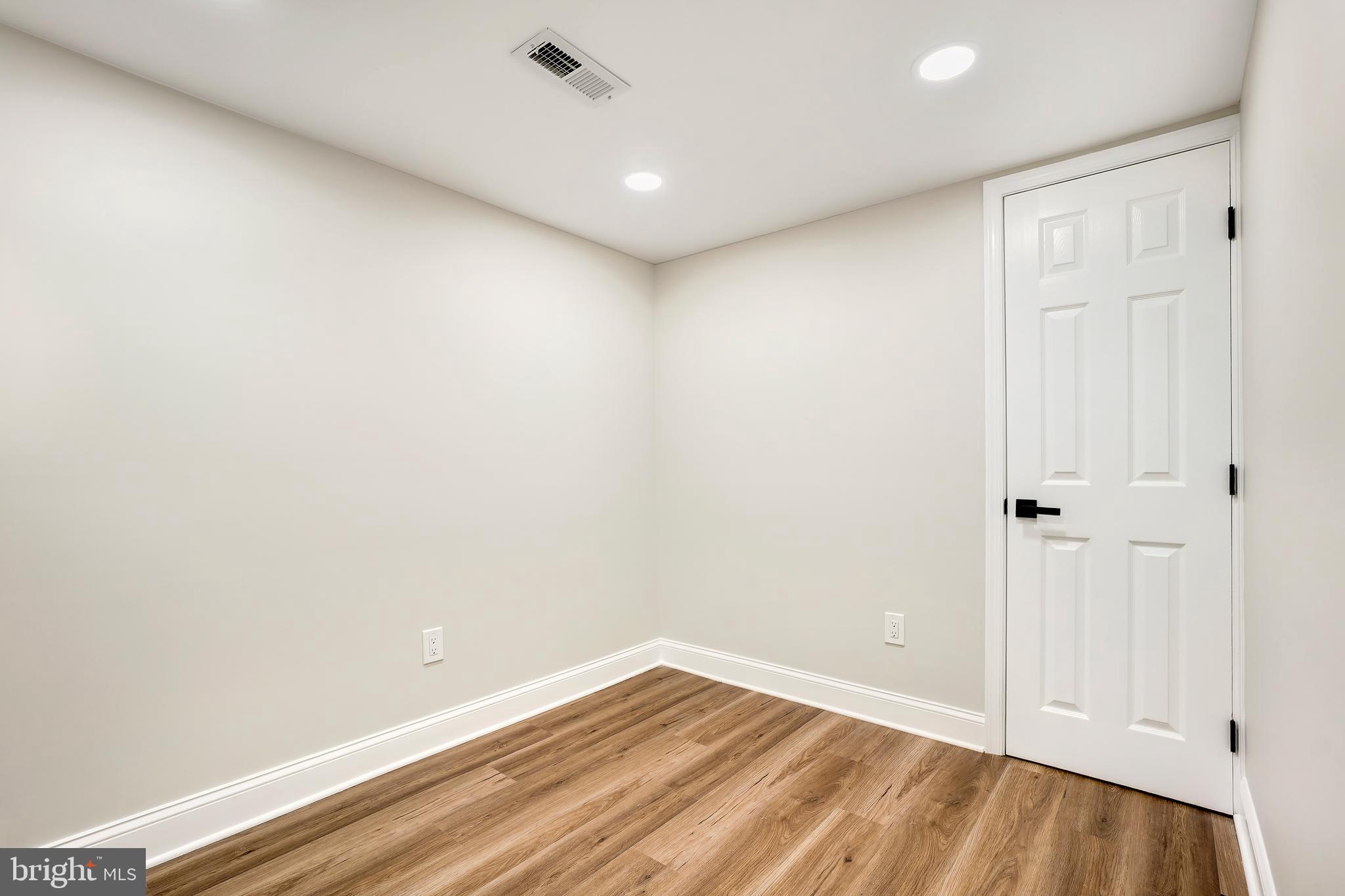 IRVINGTON - Residential