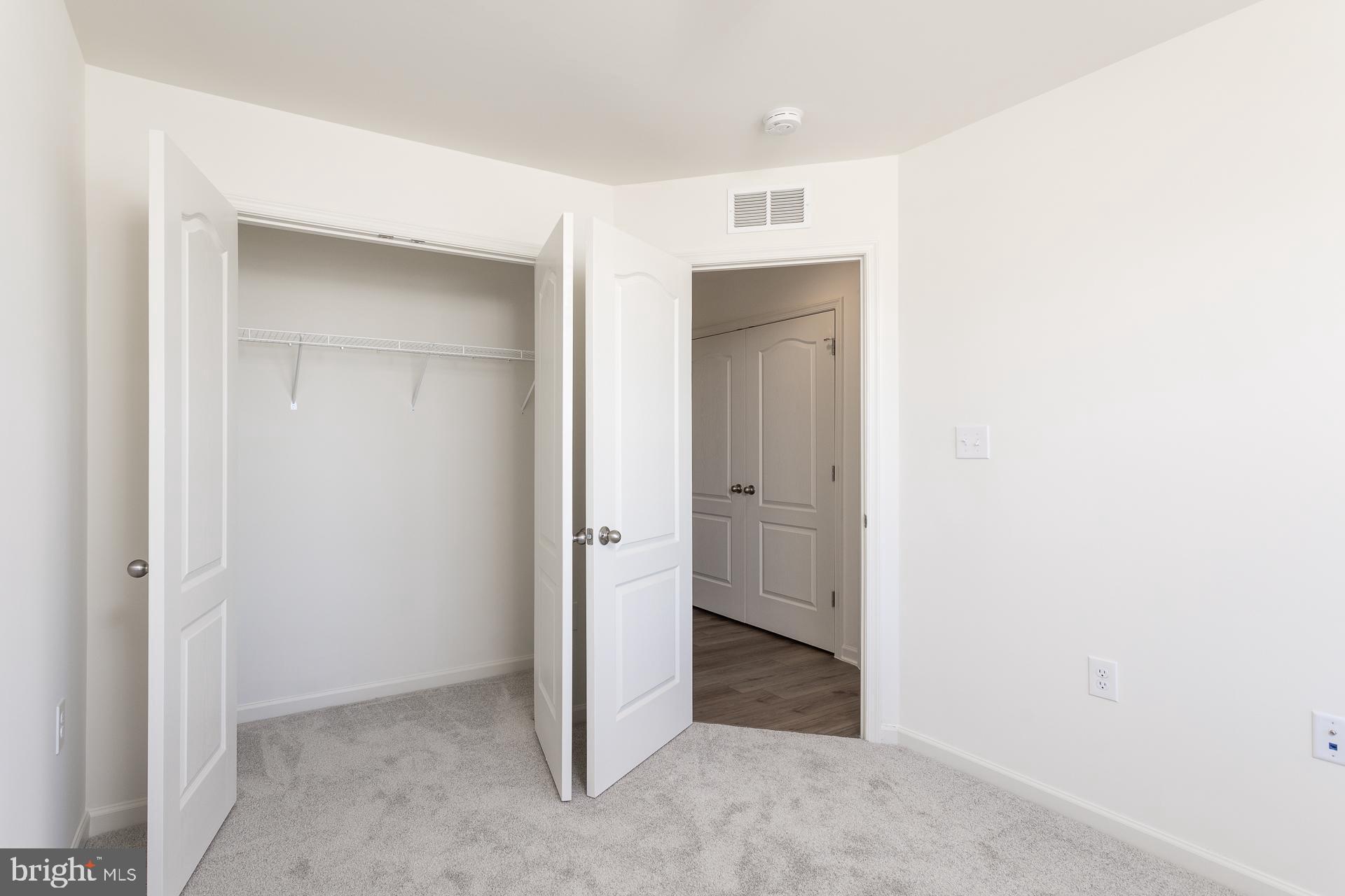 ARCHERS ROCK - Residential