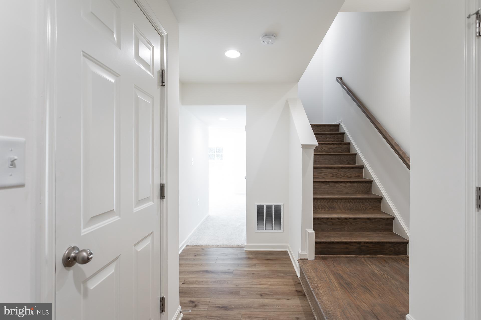 ARCHERS ROCK - Residential