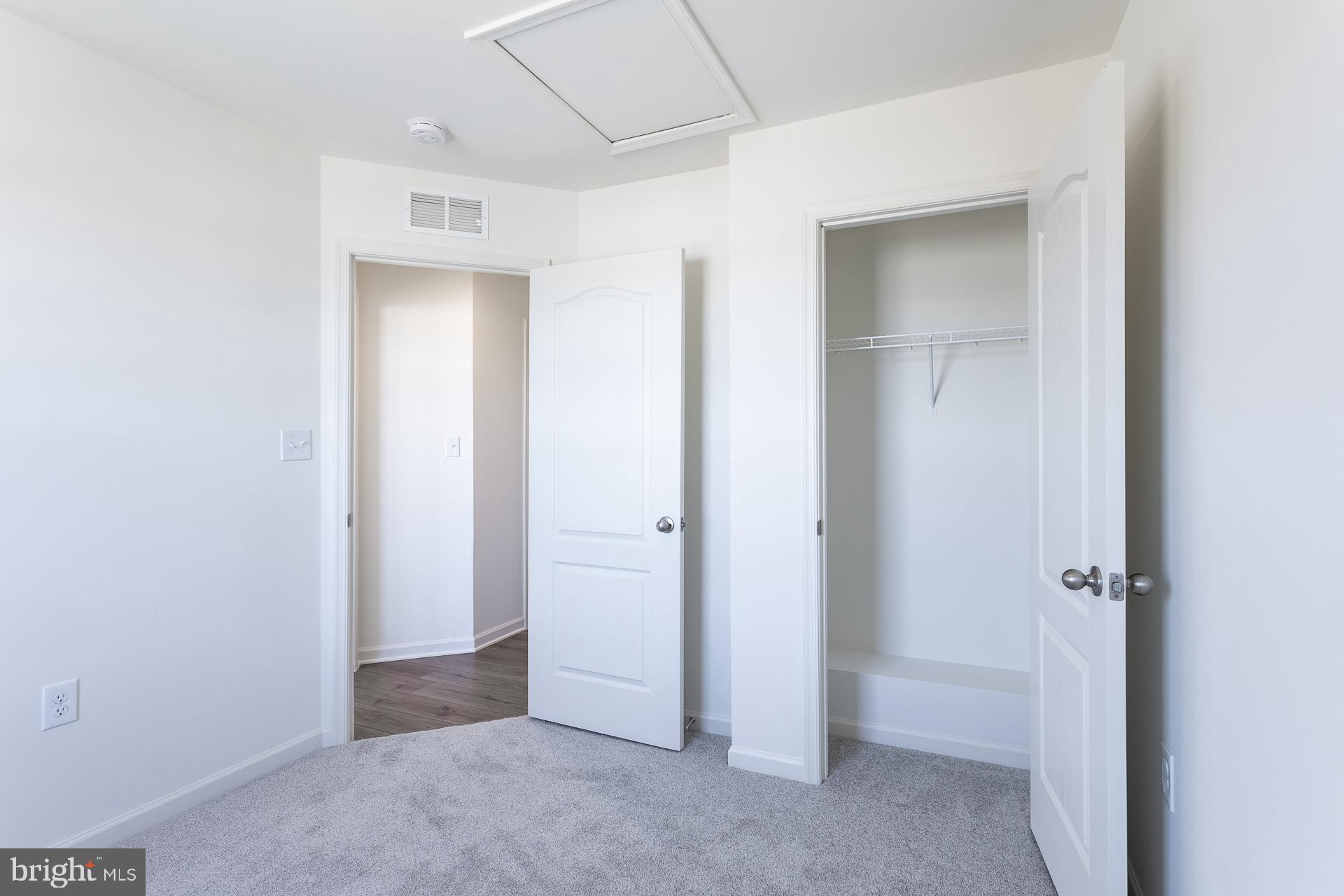 ARCHERS ROCK - Residential