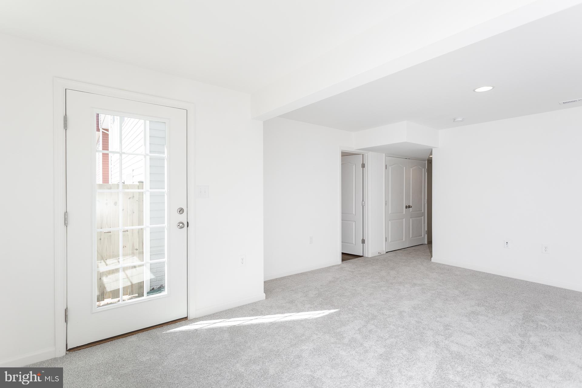 ARCHERS ROCK - Residential