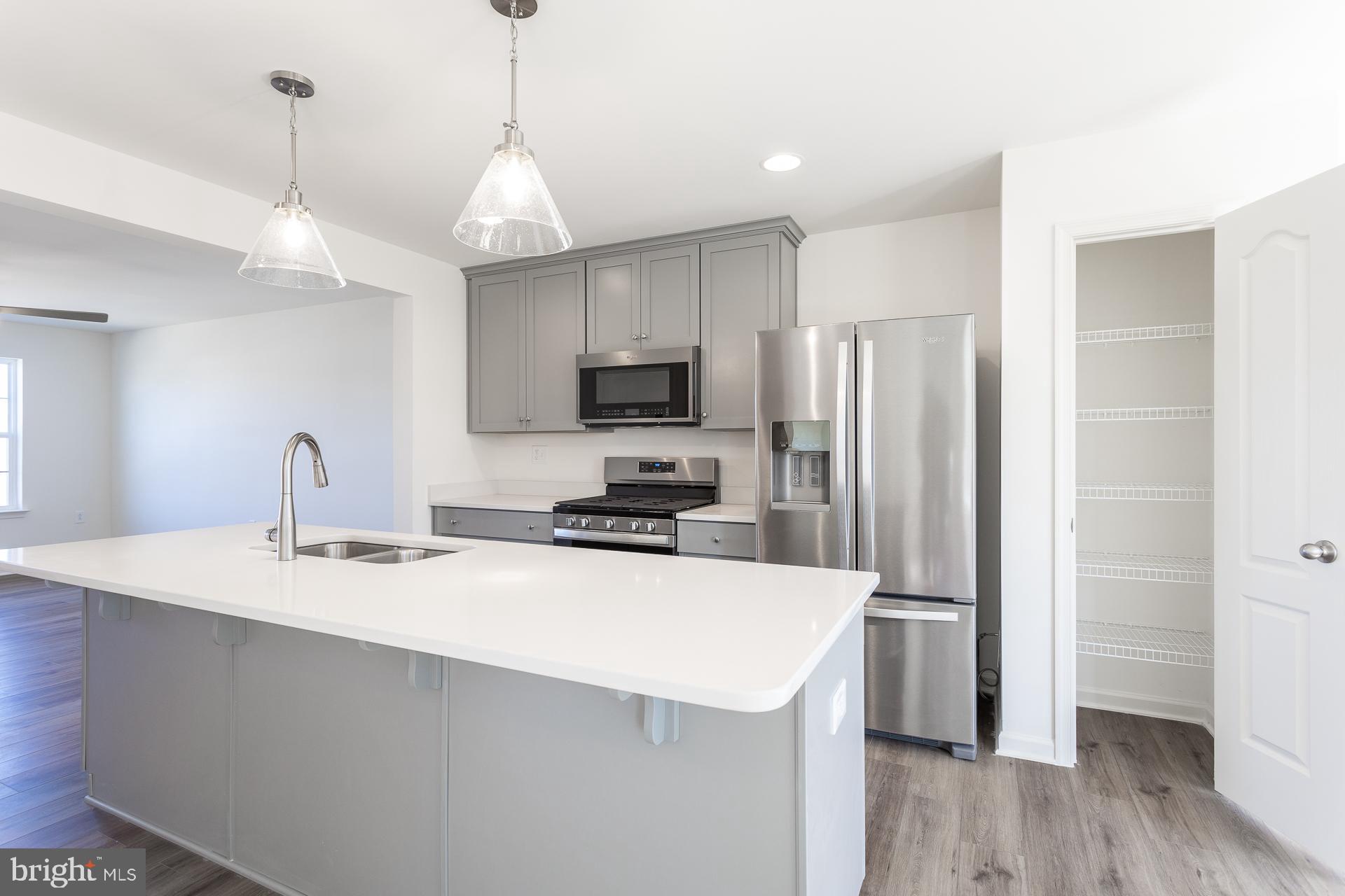 ARCHERS ROCK - Residential