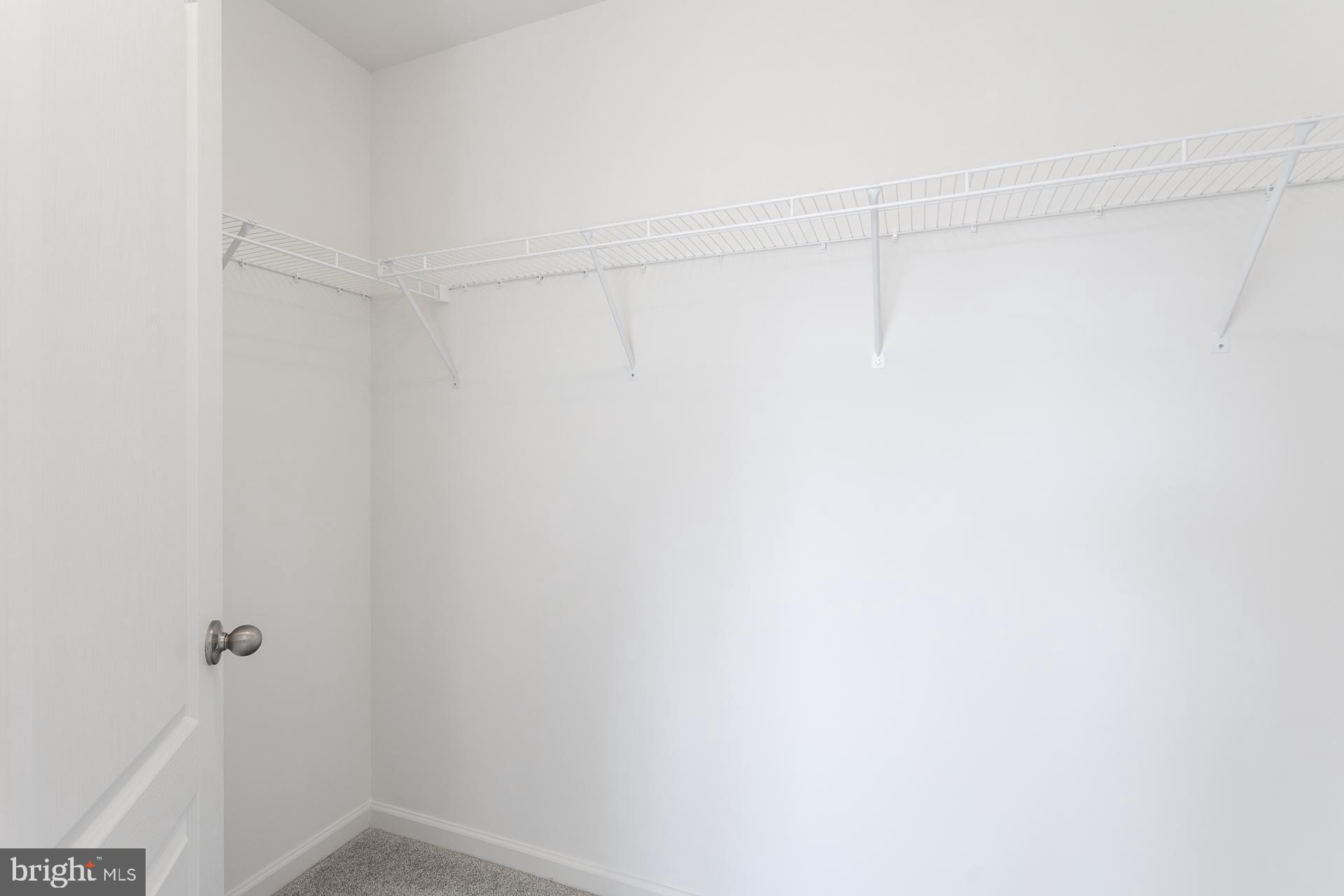 ARCHERS ROCK - Residential