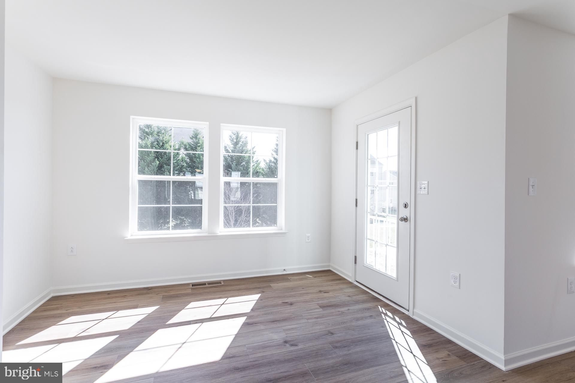 ARCHERS ROCK - Residential